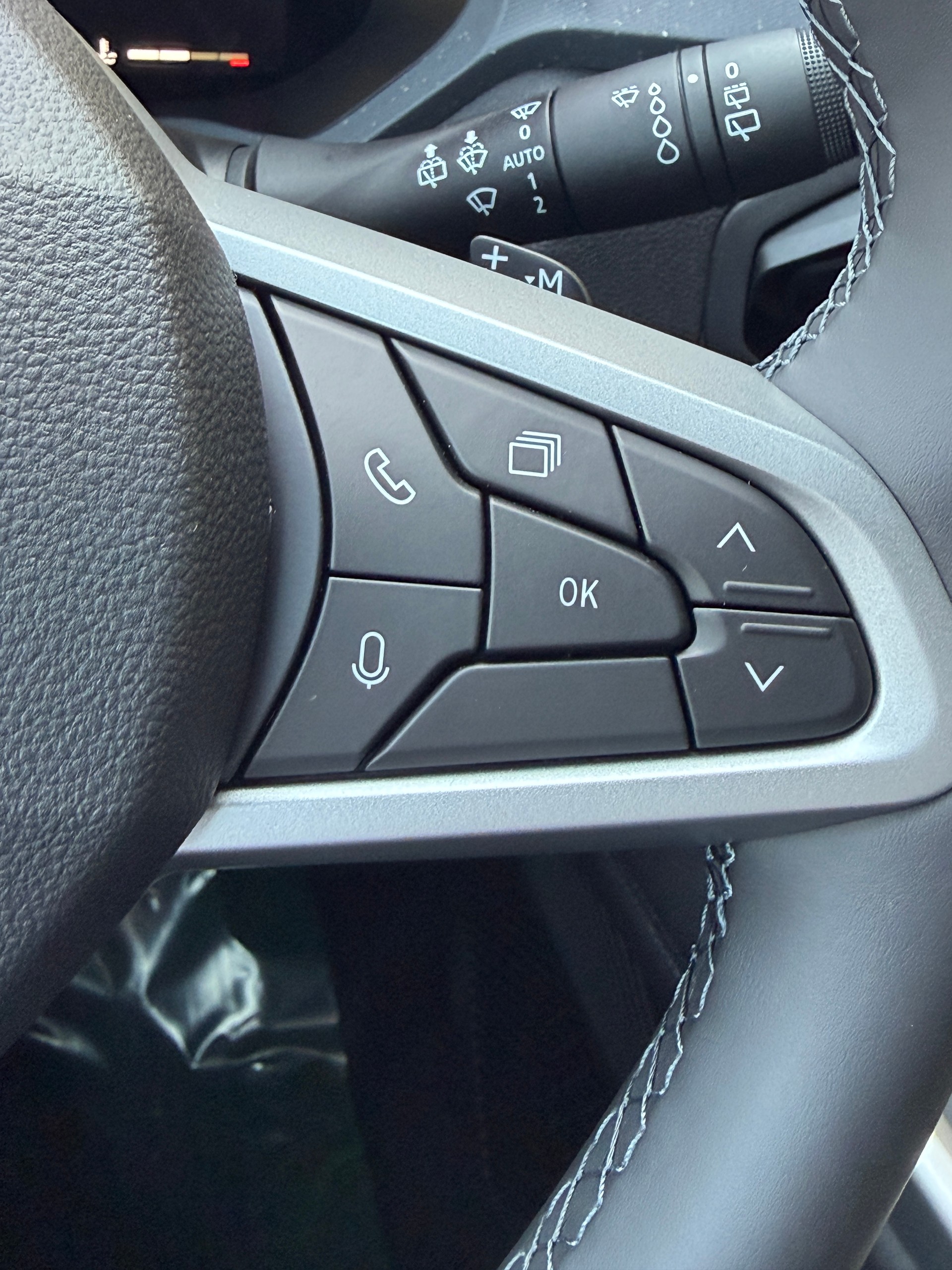 DACIA Bigster TCe Hybrid 150 48V Journey 4x4-image-21