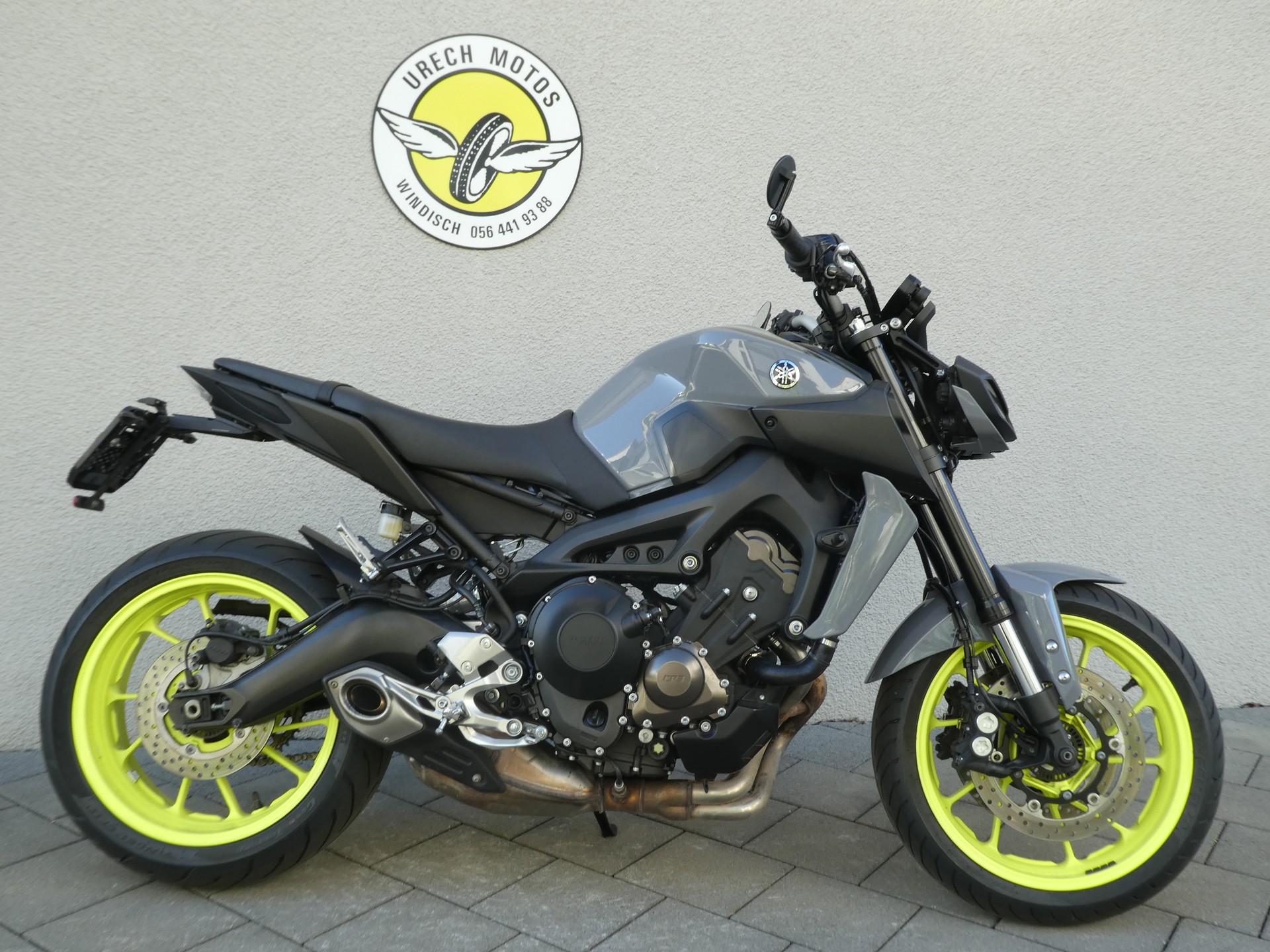 YAMAHA MT-09 ABS (35kW)-showroom-element-2