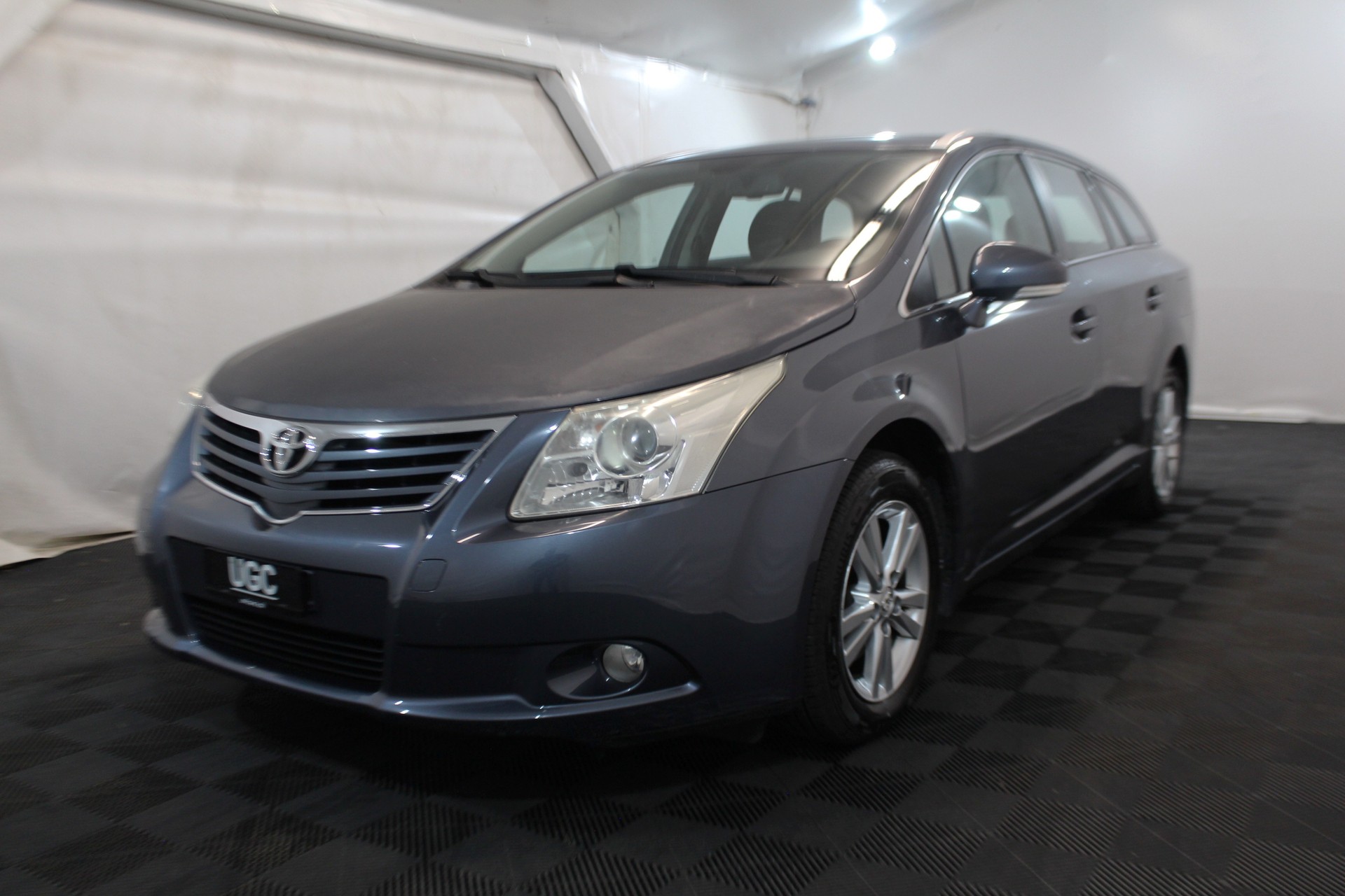 TOYOTA Avensis Wagon 2.0 VMa Luna MdS-image-2