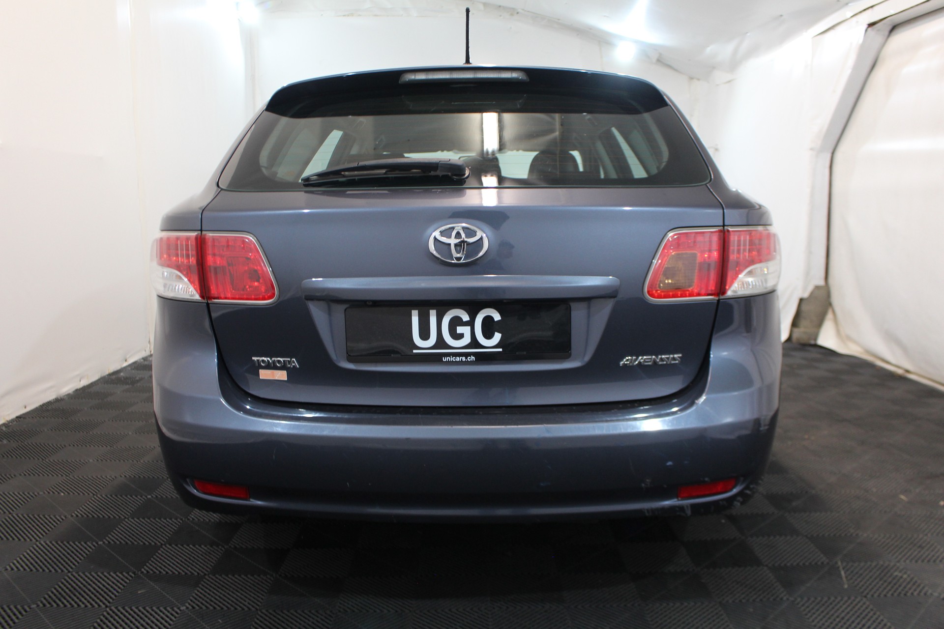 TOYOTA Avensis Wagon 2.0 VMa Luna MdS-image-4