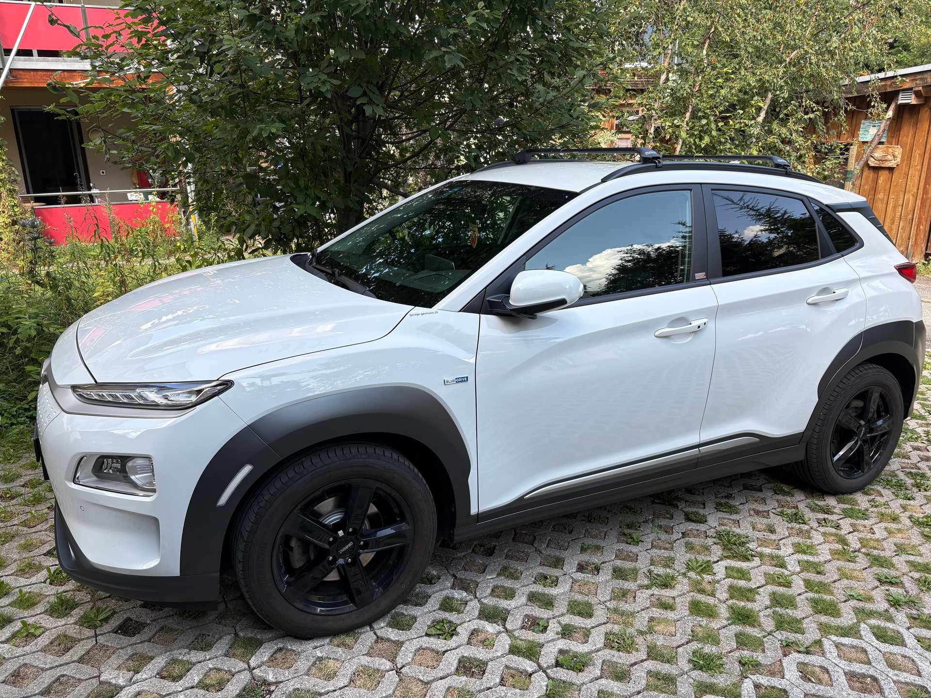 HYUNDAI 64 kWh Electric Vertex-image-0