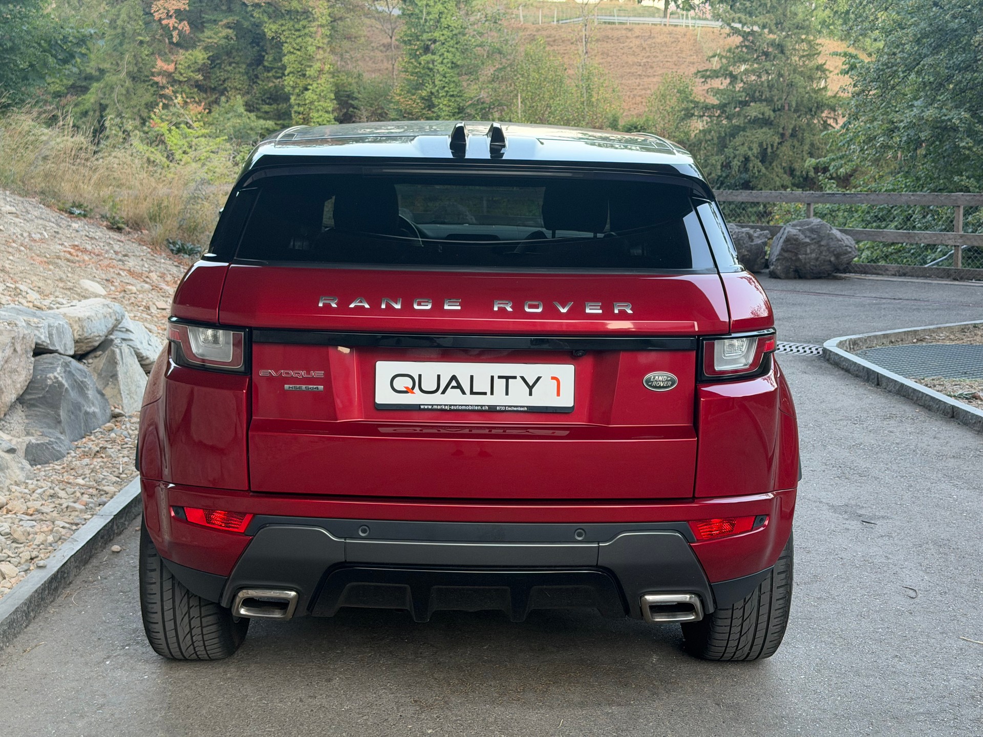 LAND ROVER Range Rover Evoque 2.0 SD4 SE Dynamic AT9-image-4