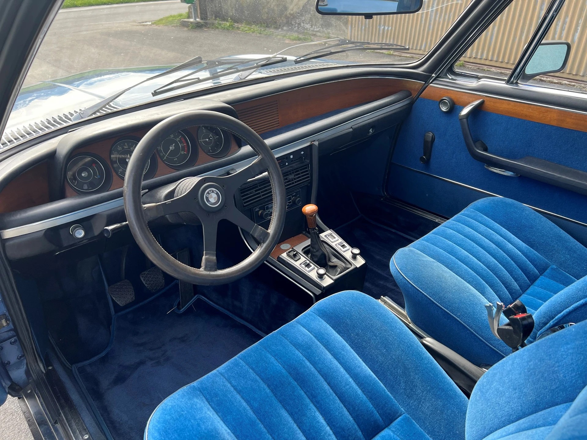 BMW BMW 2.8L CS / 1969 blau E9 Coupé-image-8