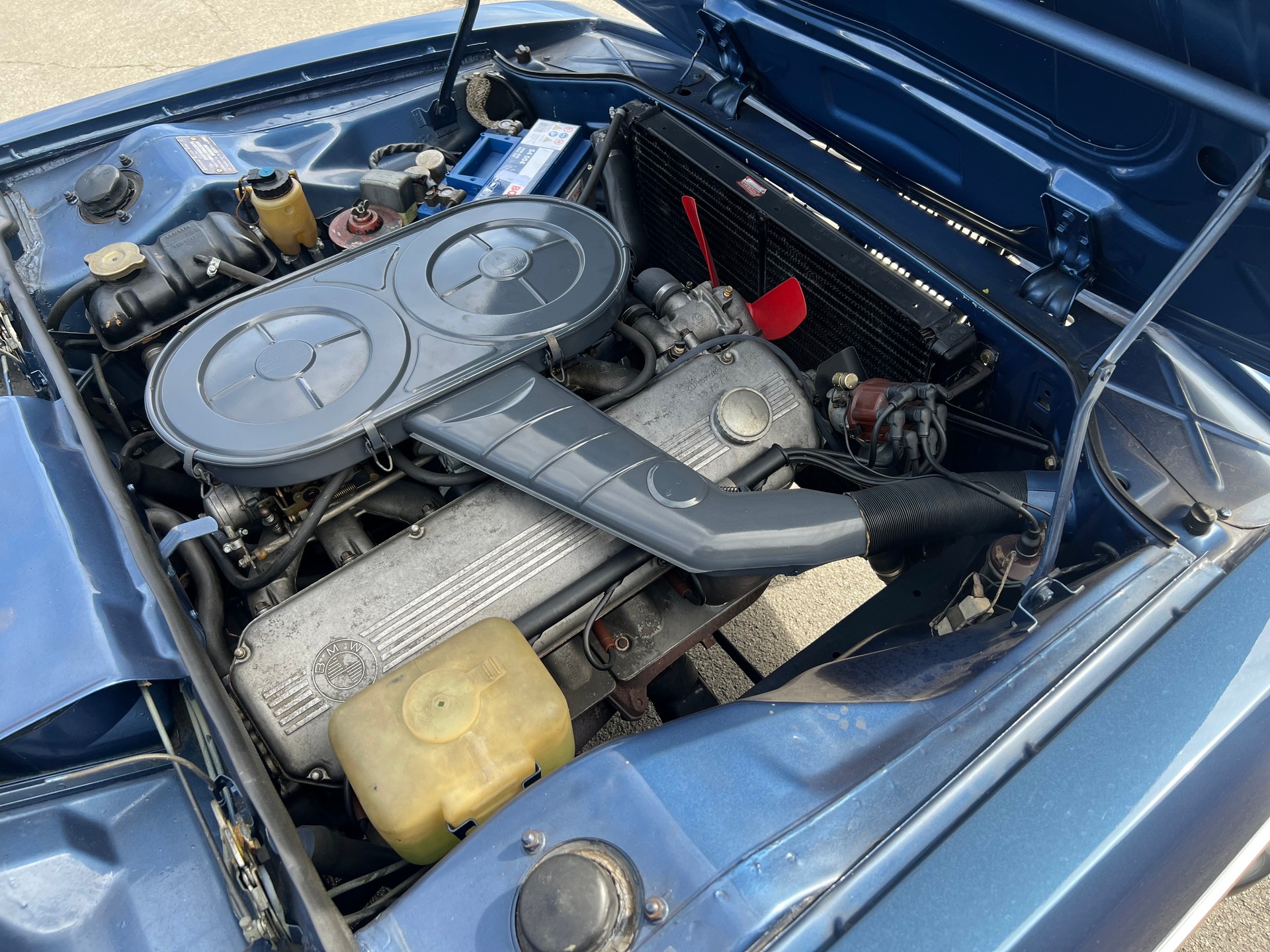 BMW BMW 2.8L CS / 1969 blau E9 Coupé-image-18