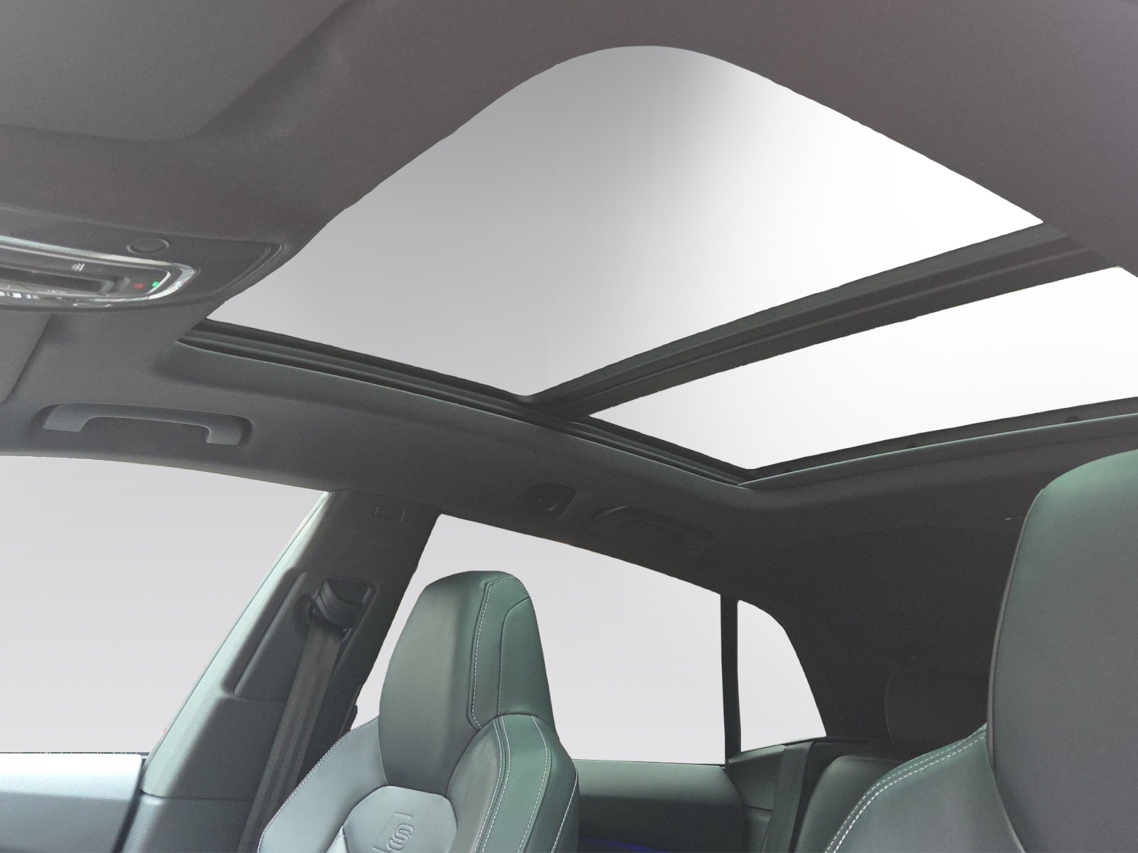 AUDI Q8 55 TFSI quattro tiptronic-image-13