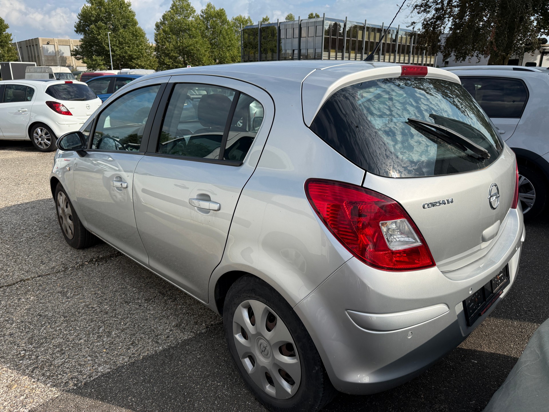 OPEL Corsa 1.4 TP Enjoy Automatic-image-5