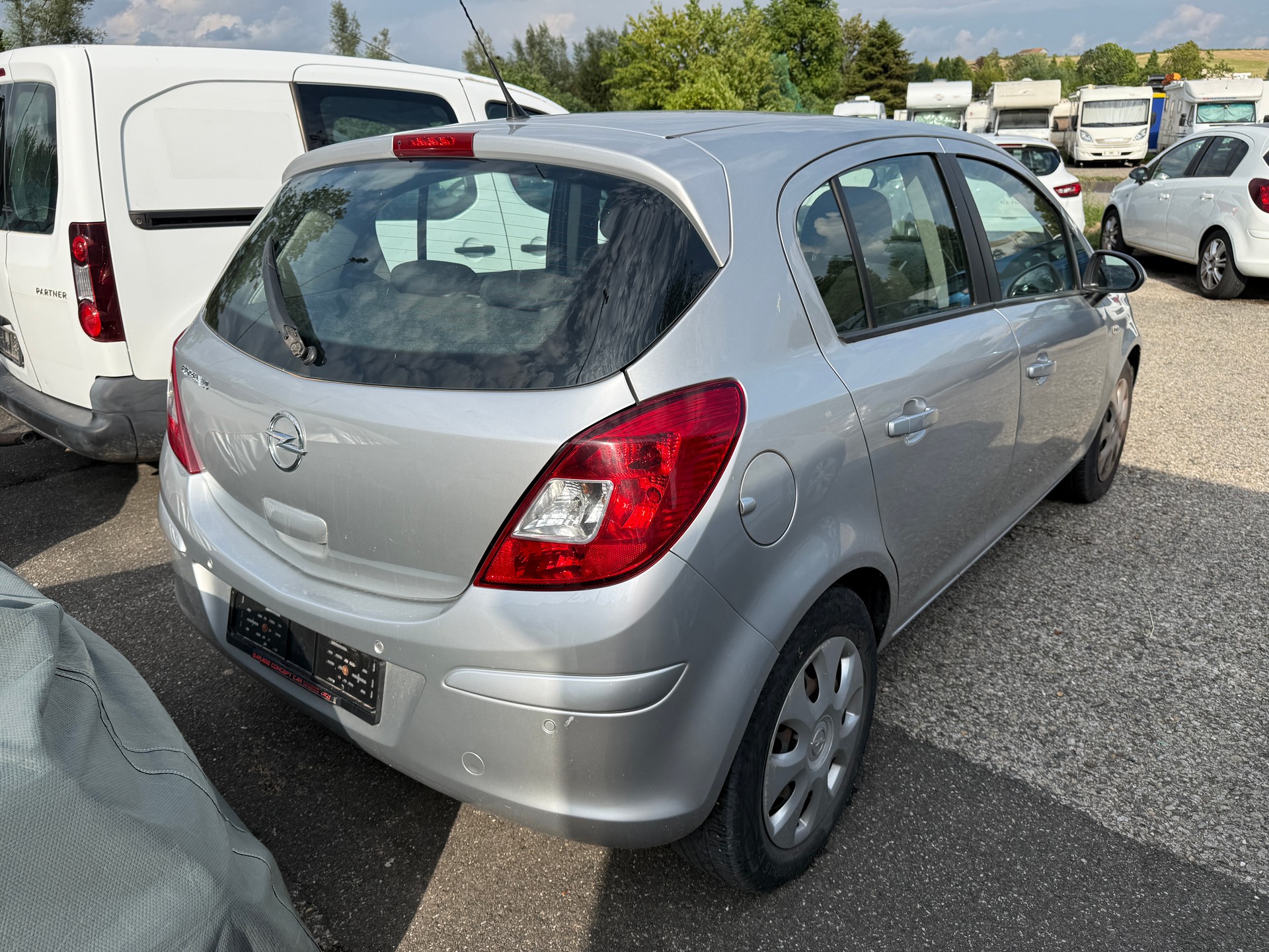 OPEL Corsa 1.4 TP Enjoy Automatic-image-4