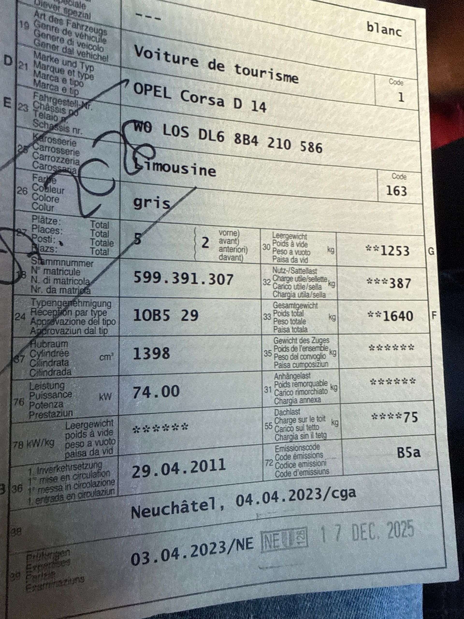 OPEL Corsa 1.4 TP Enjoy Automatic-image-9