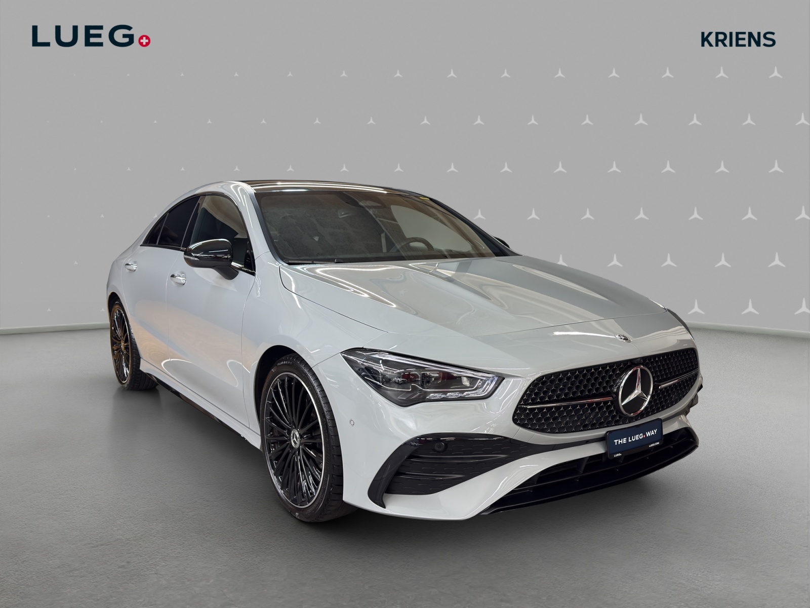 MERCEDES-BENZ CLA 200 - AMG / DISTRONIC / Rückfahrkamera / Soundsystem / Panorama-Dach-image-4
