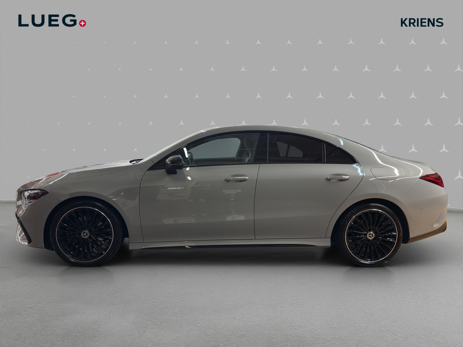 MERCEDES-BENZ CLA 200 - AMG / DISTRONIC / Rückfahrkamera / Soundsystem / Panorama-Dach-image-1