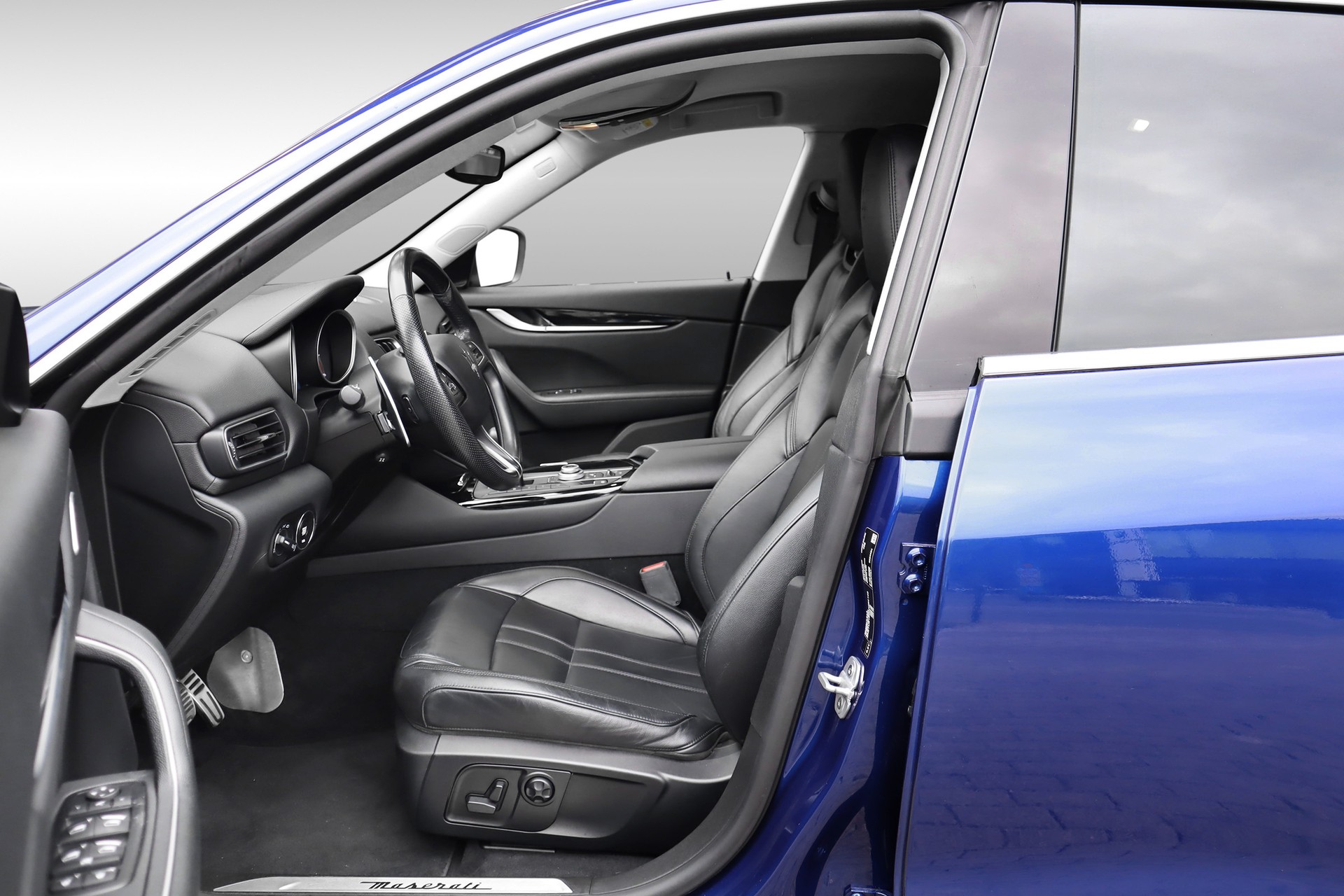 MASERATI Levante D 3.0 V6 Automatica-image-11