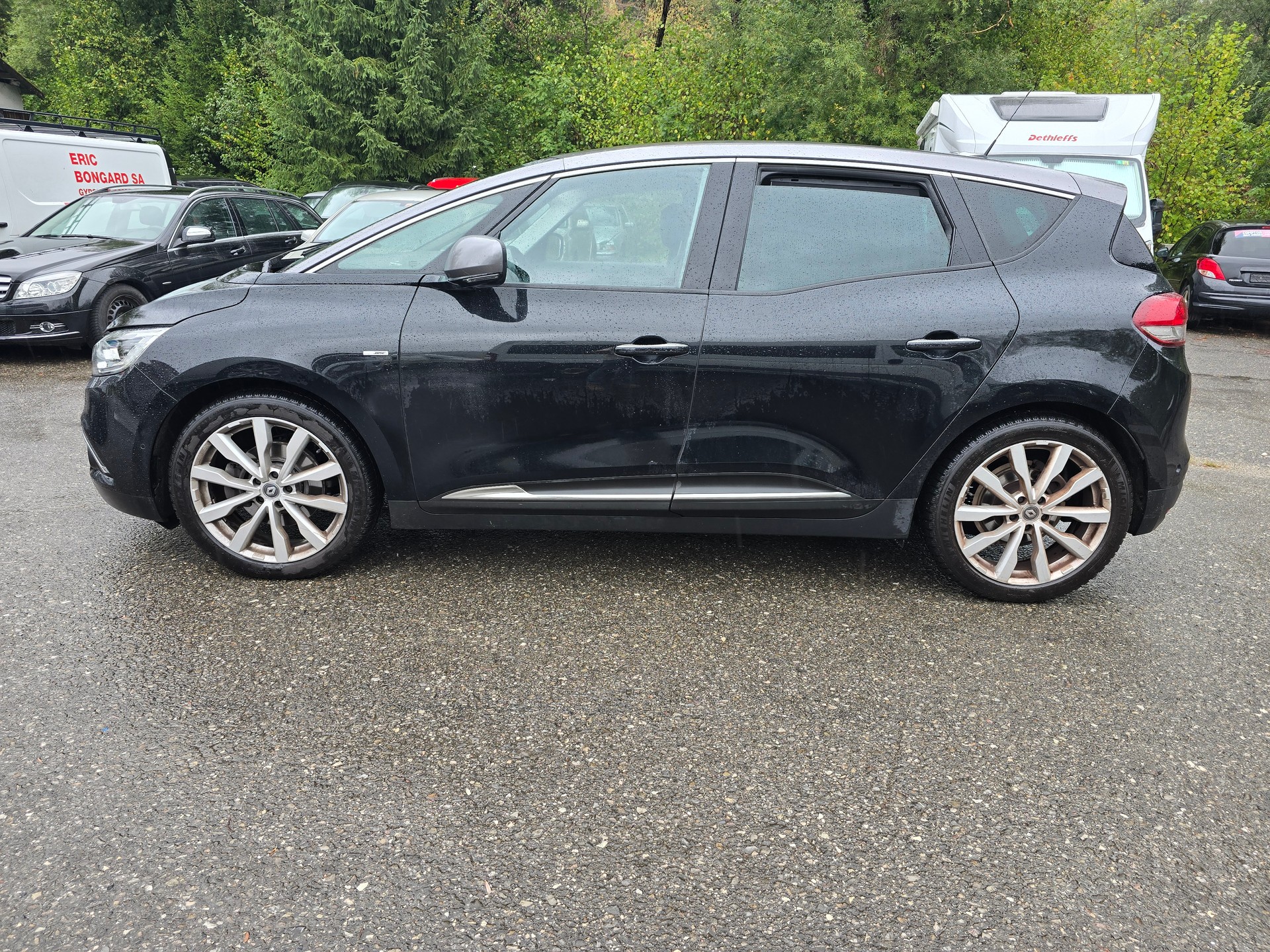 RENAULT Scénic 1.2 16V Turbo Bose-image-2