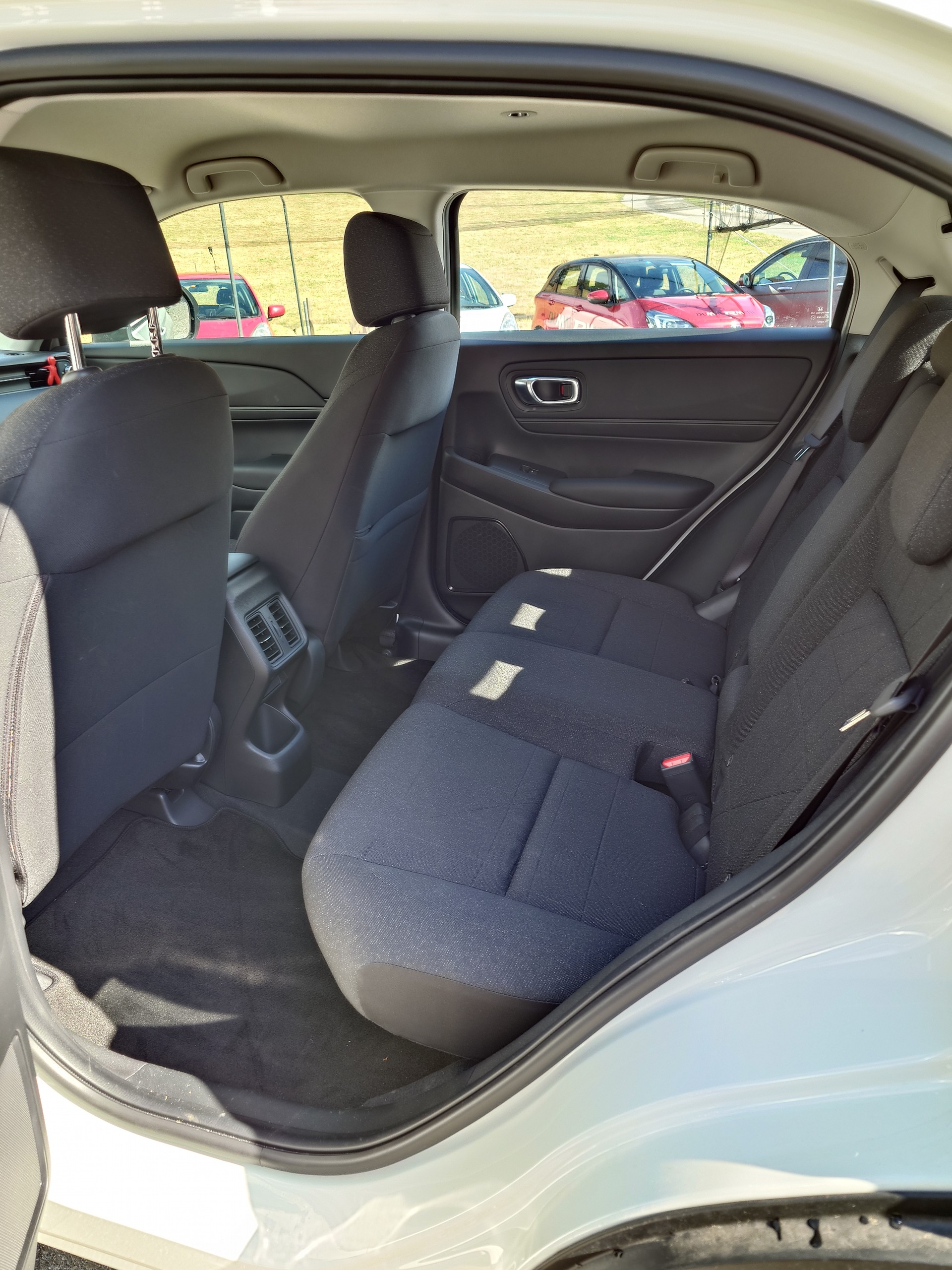 HONDA HR-V 1.5i-MMD Elegance CVT-image-8