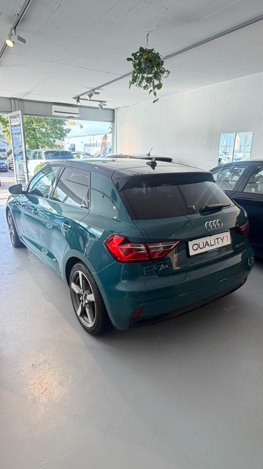 AUDI A1 Sportback 35 TFSI advanced S-tronic-image-4