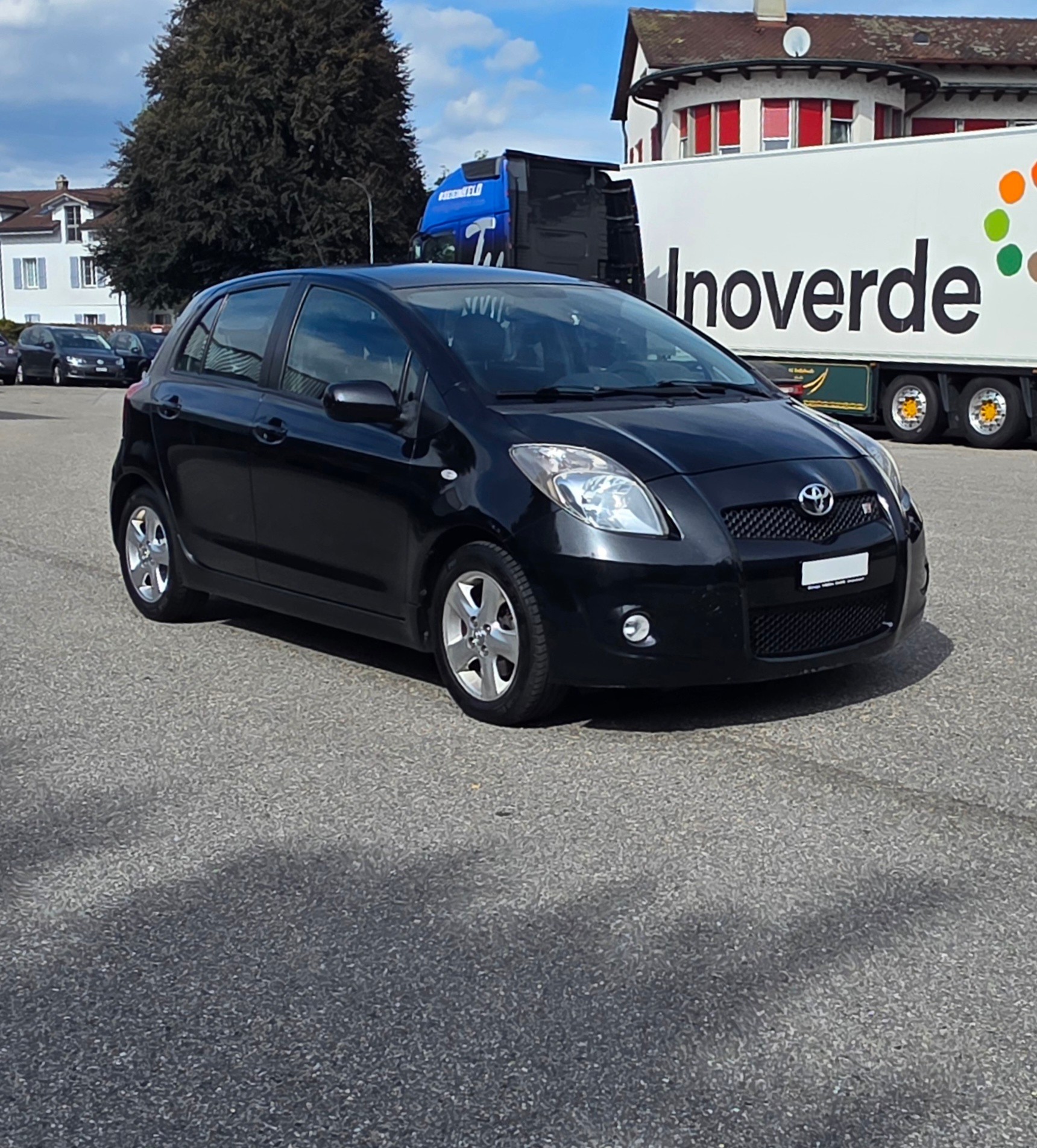 TOYOTA Yaris 1.8 TS-image-1