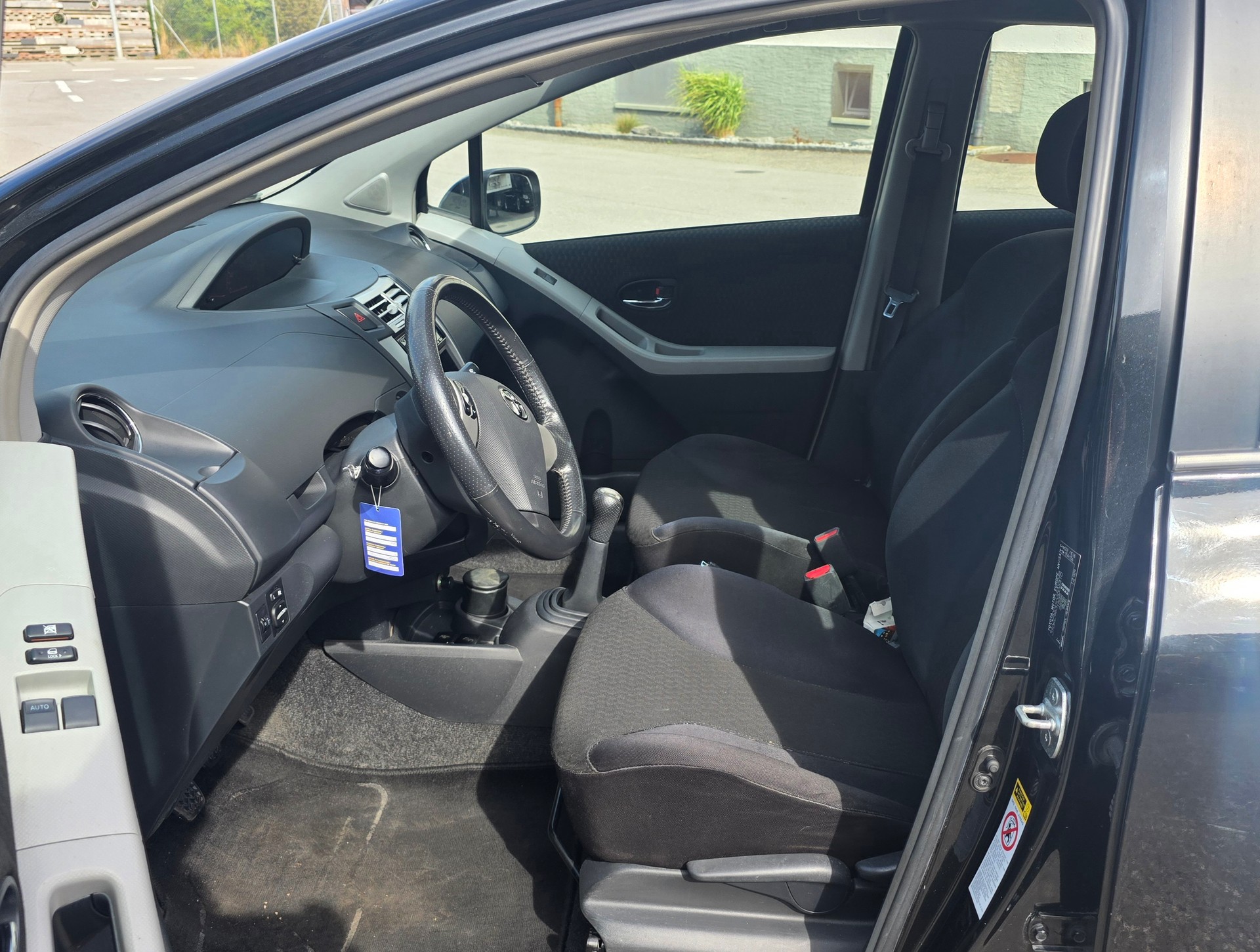 TOYOTA Yaris 1.8 TS-image-5