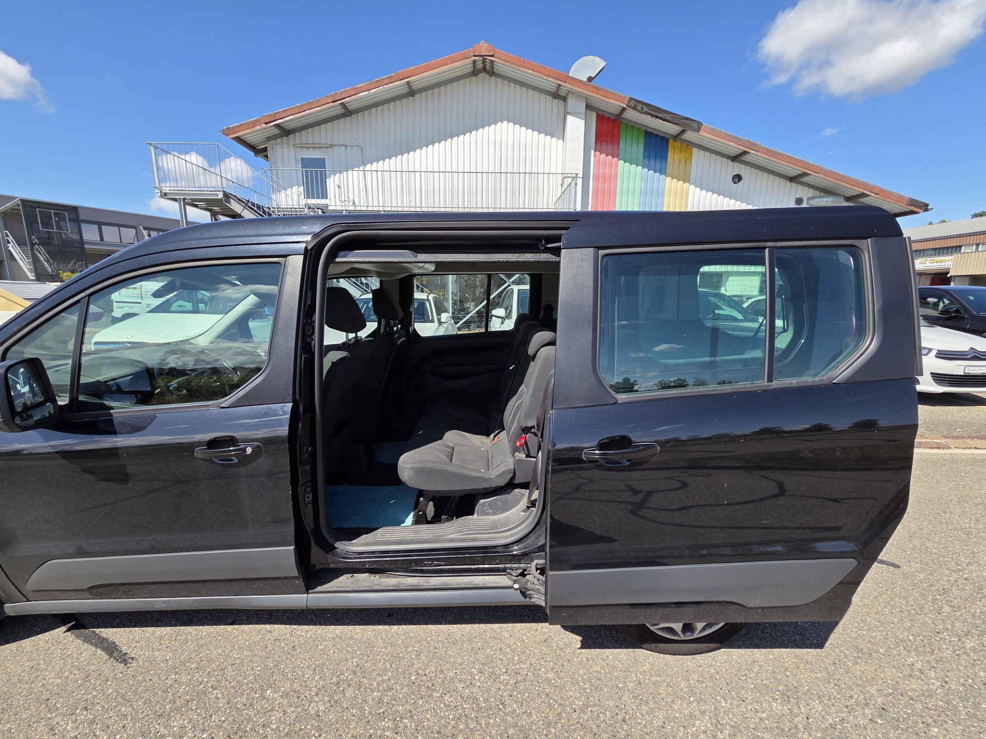 FORD Grand Tourneo Connect 1.6 SCTi Titanium Automatic-image-3
