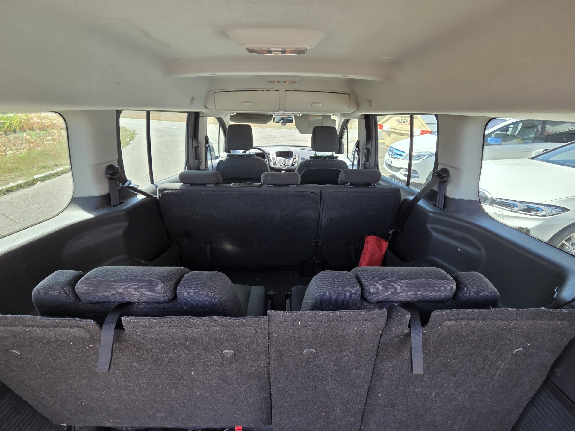 FORD Grand Tourneo Connect 1.6 SCTi Titanium Automatic-image-7
