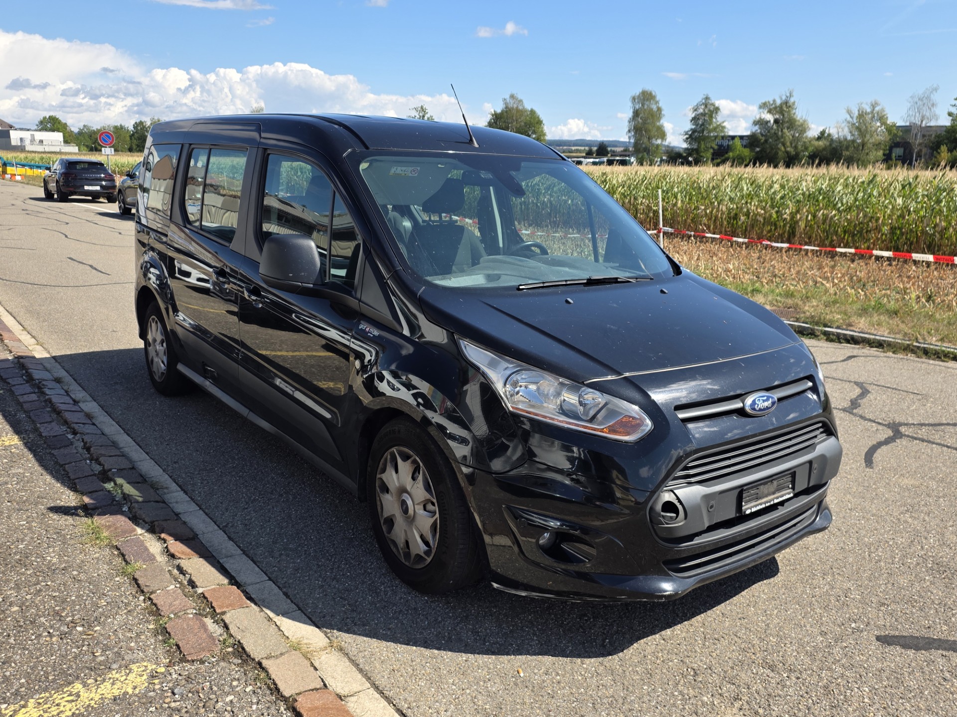 FORD Grand Tourneo Connect 1.6 SCTi Titanium Automatic-image-2