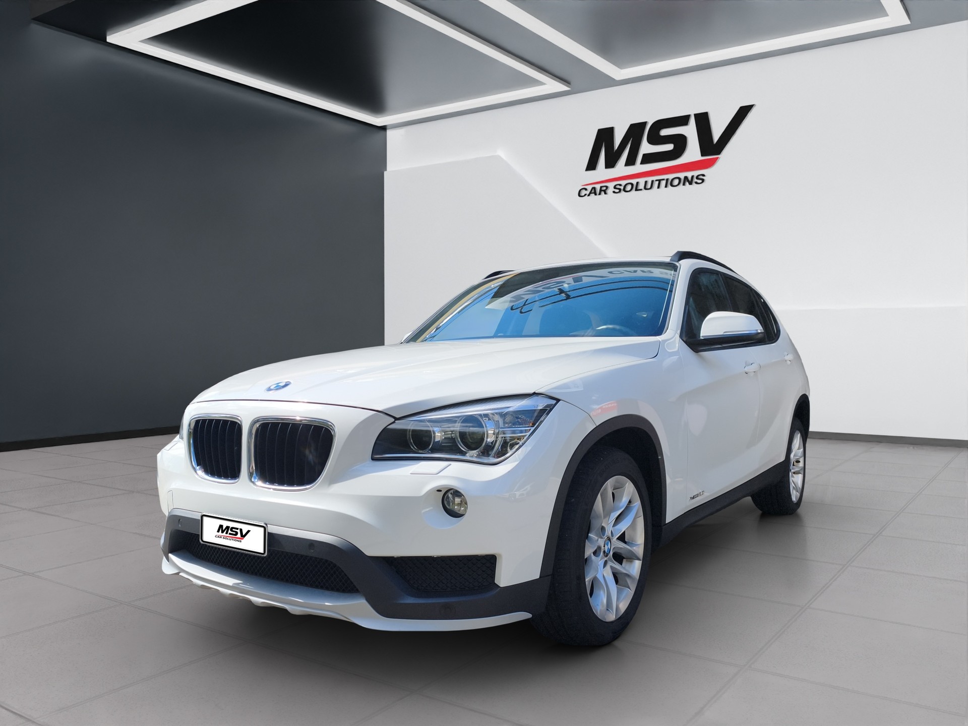 BMW X1 xDrive 20i Steptronic-image-0
