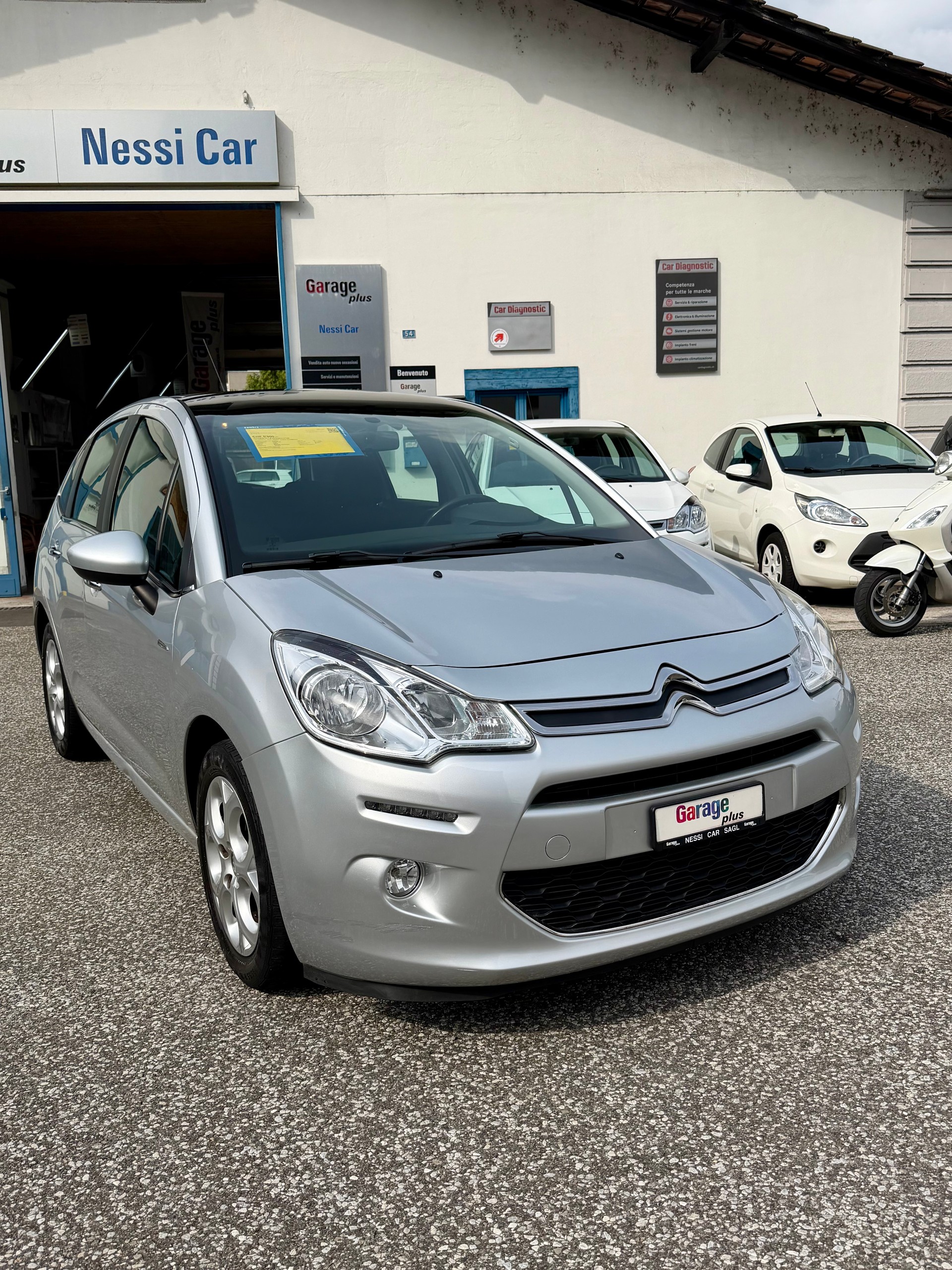 CITROEN C3 1.2i Exclusive ETG5-image-1