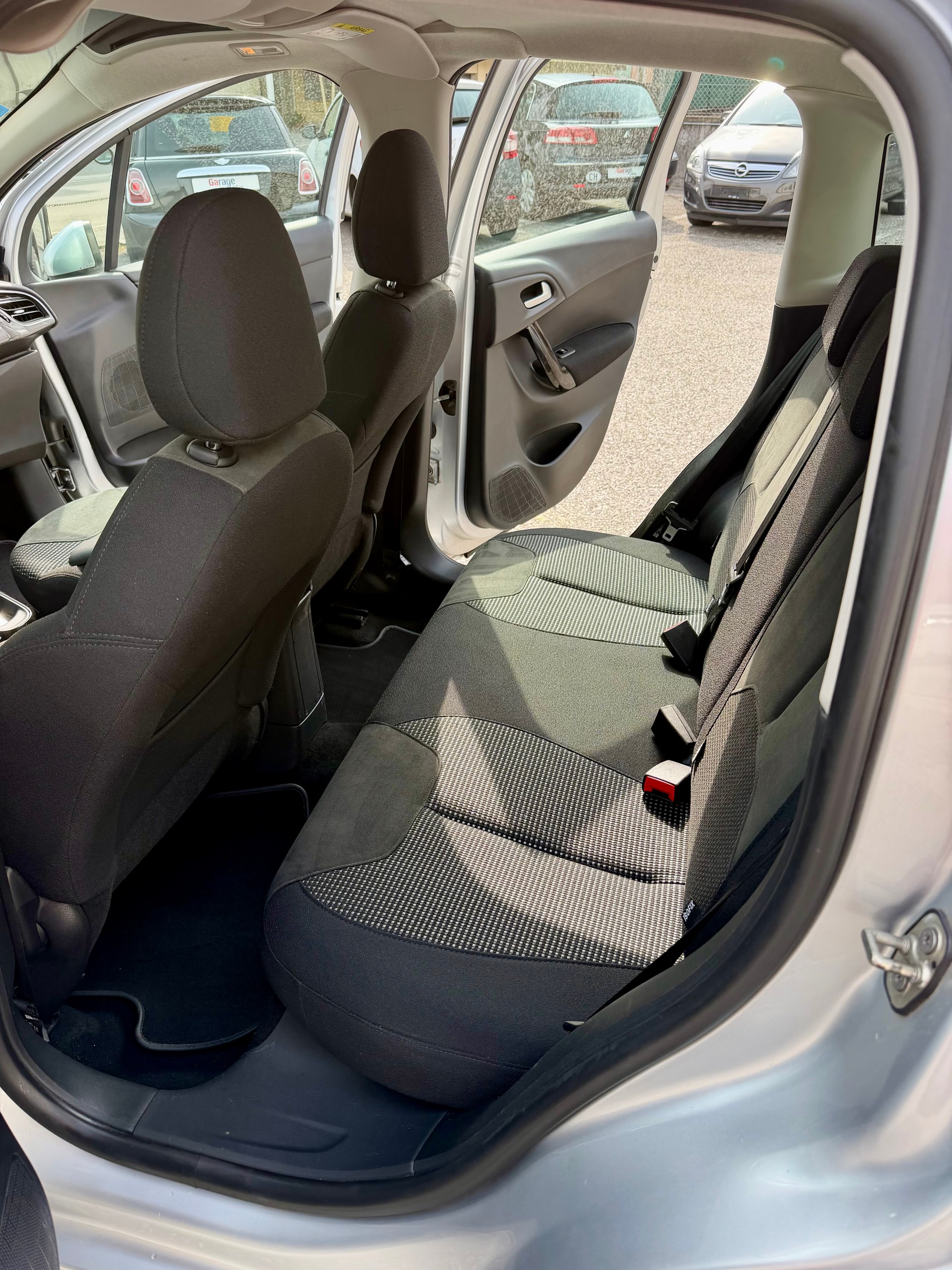 CITROEN C3 1.2i Exclusive ETG5-image-10