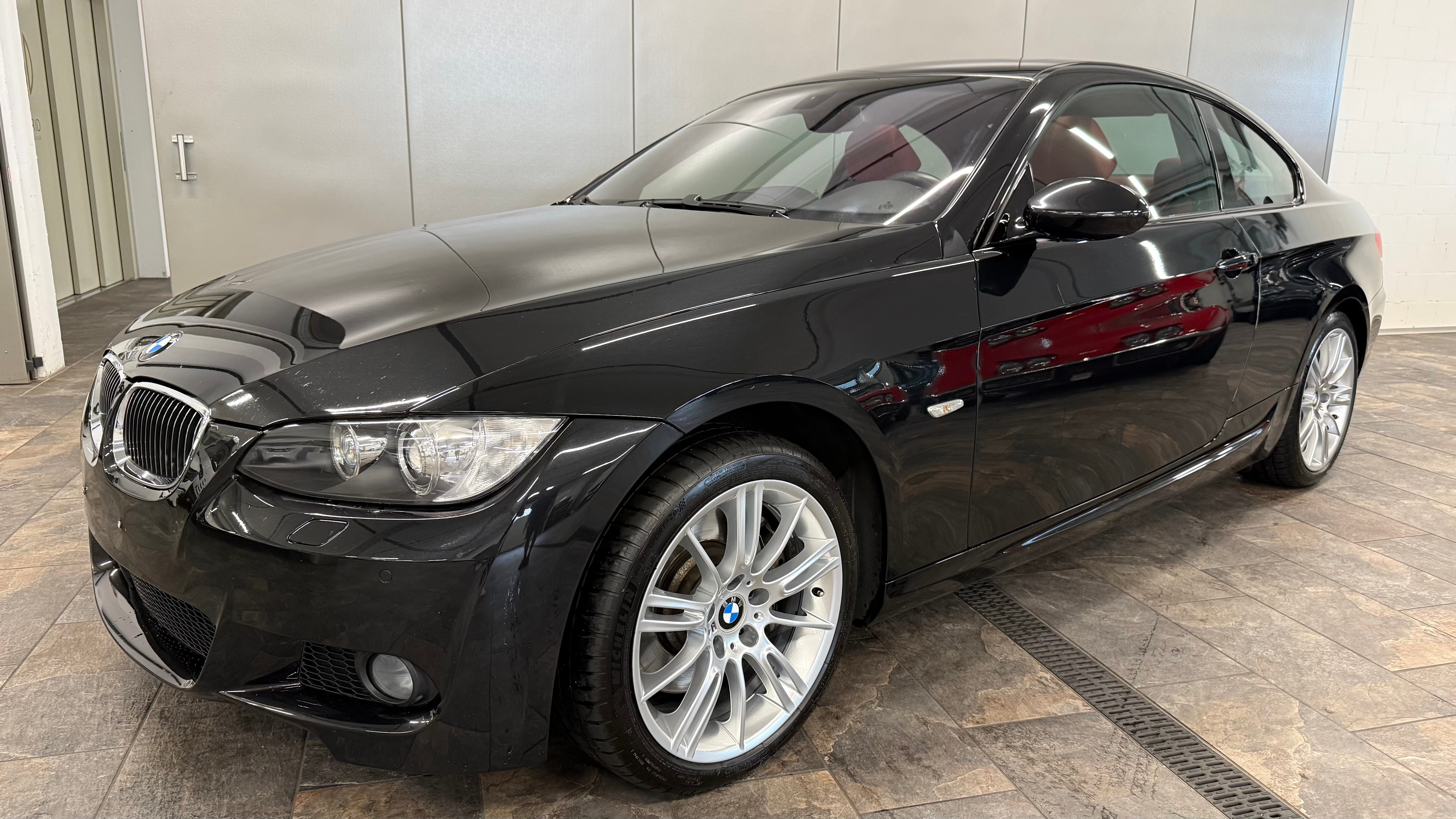 BMW 335i xDrive — slika 1