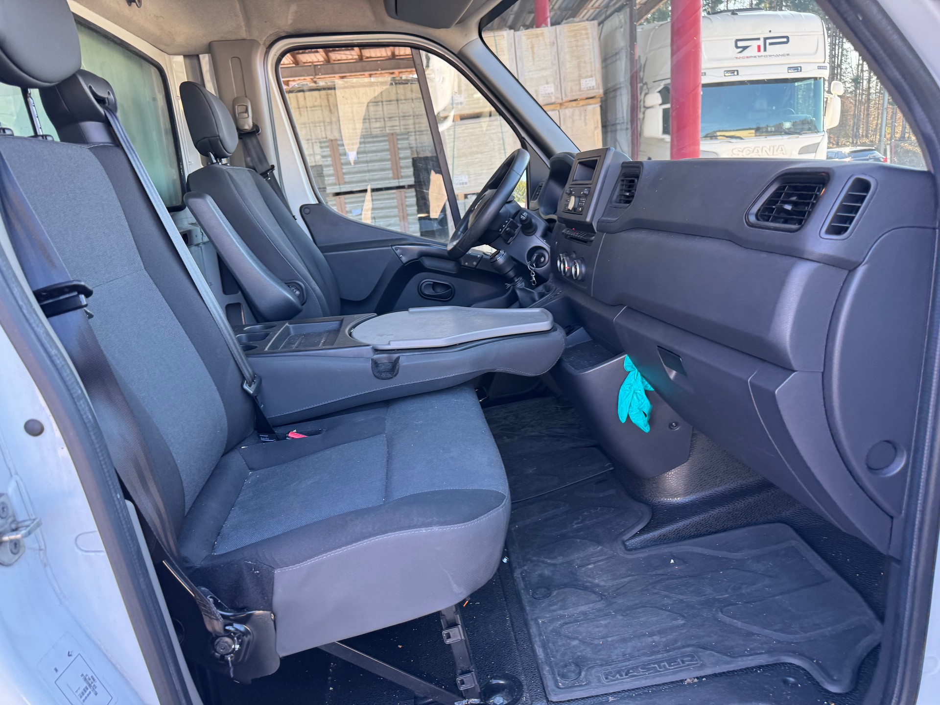 RENAULT Master T35 ENERGY 2.3dCi 145 L3 Grand Volume-image-5