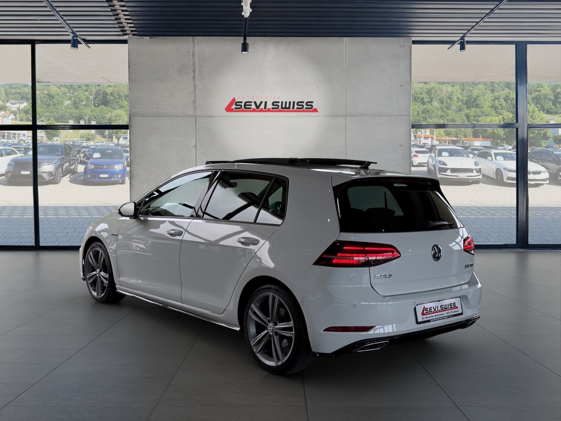 VW Golf 2.0 TDI Highline DSG*R-Line*Frisch ab MFK,1 Jahr oder 20'000km Garantie*-image-3