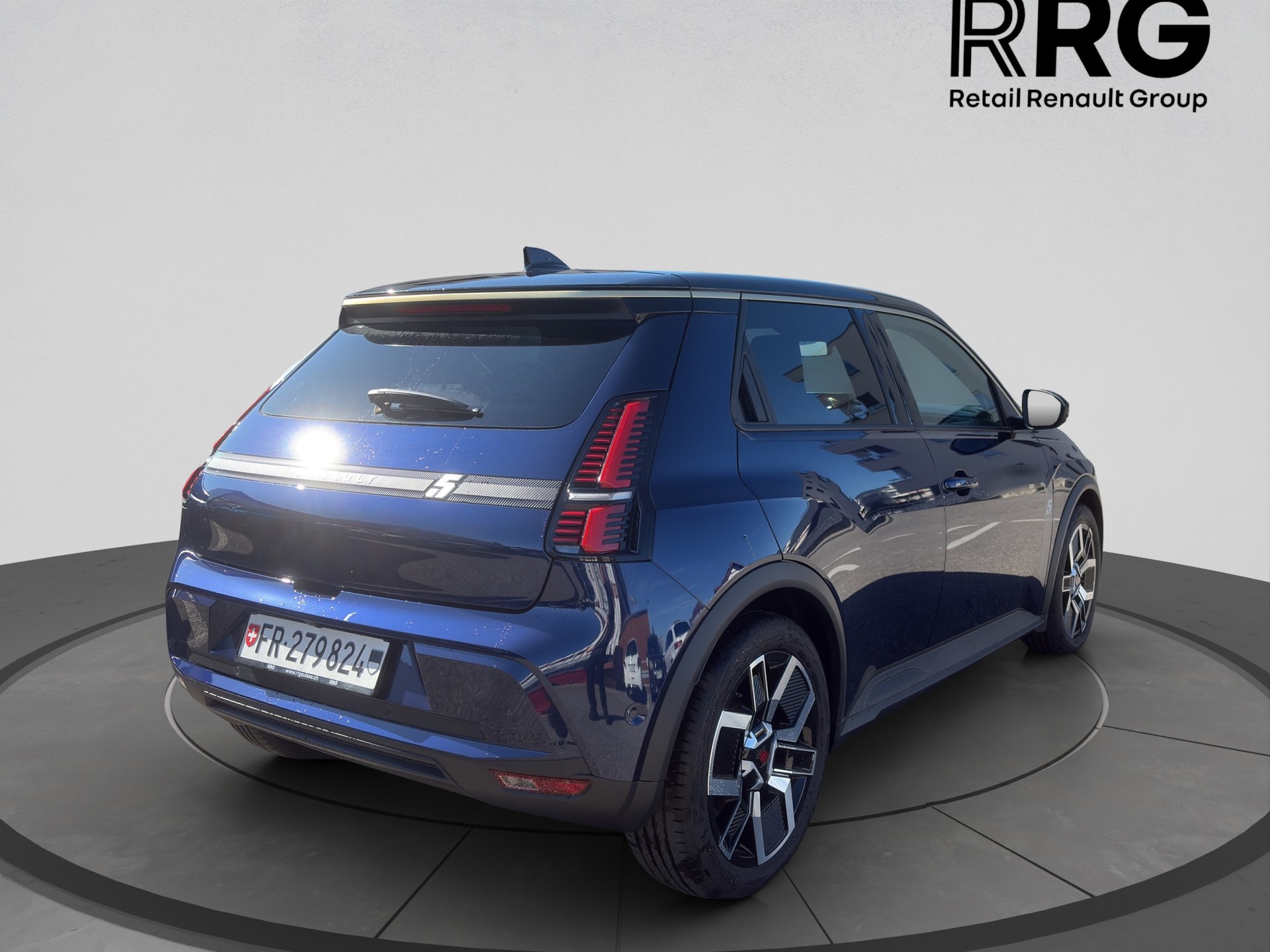 RENAULT R5 E-Tech Comfort Range 52 kWh Techno-image-2