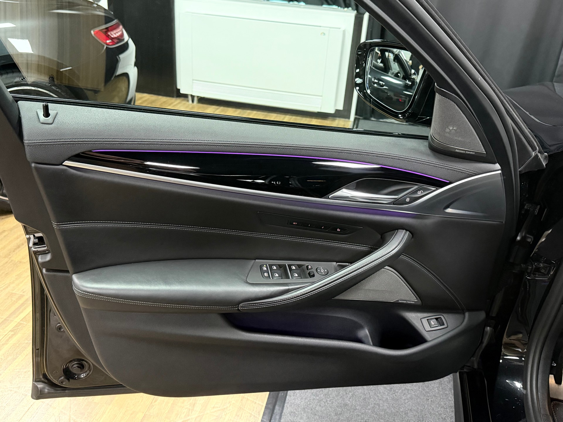 BMW M5 xDrive Competition Drivelogic-image-13