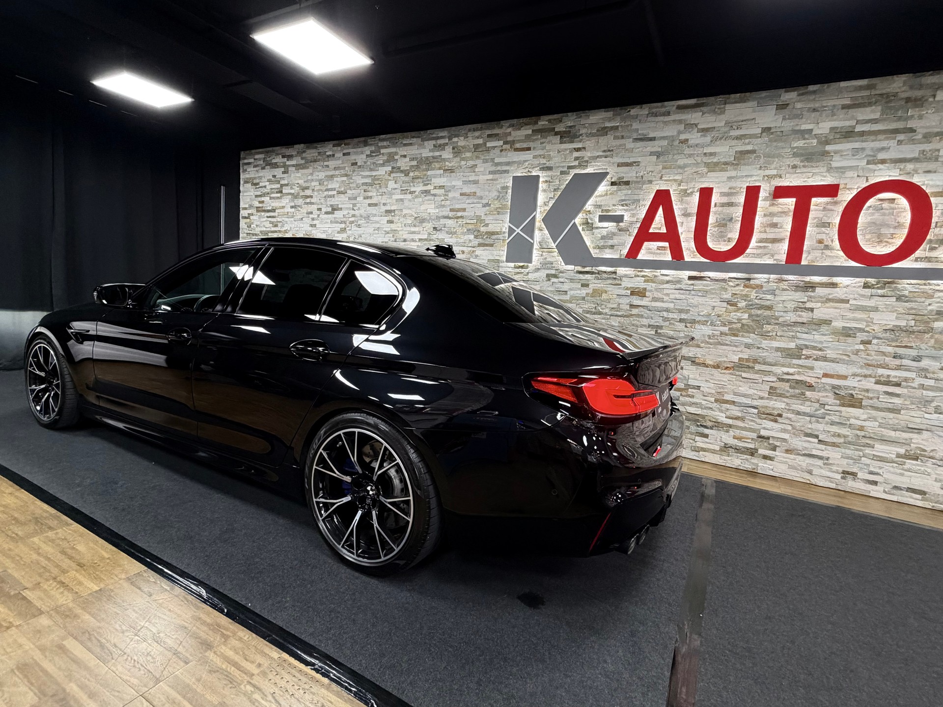 BMW M5 xDrive Competition Drivelogic-image-2