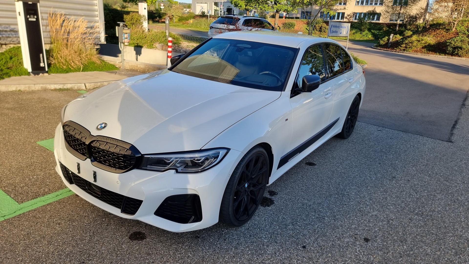 BMW M340i xDrive-image-0