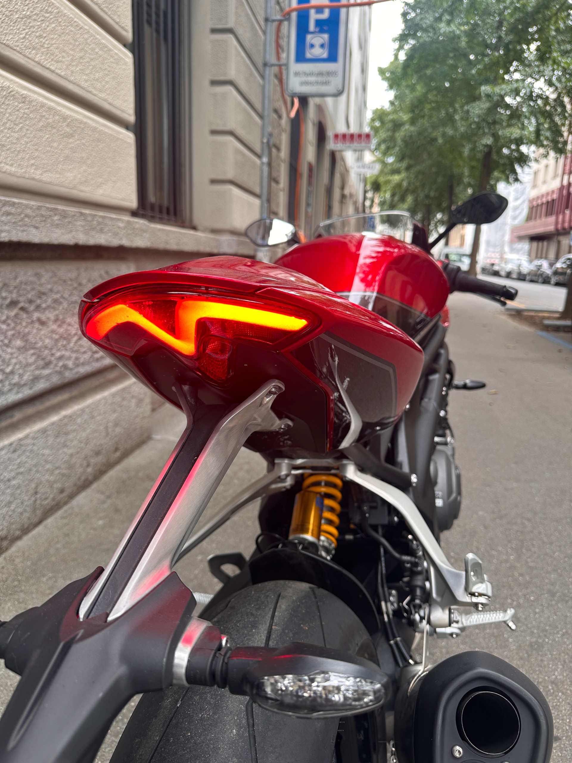 TRIUMPH Speed Triple RR-image-8