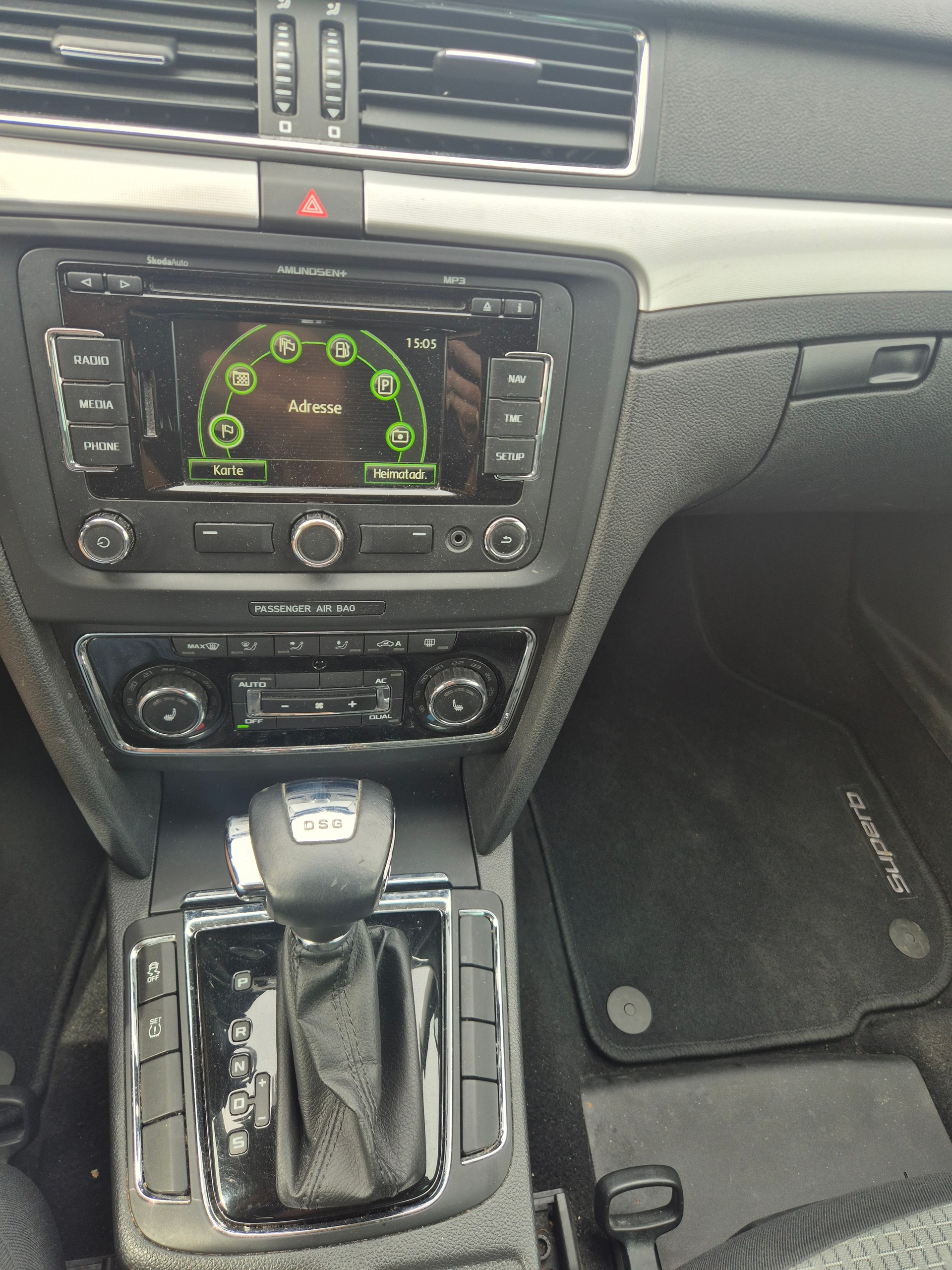 SKODA Superb Combi 2.0 TDi Ambition 4x4 DSG-image-10