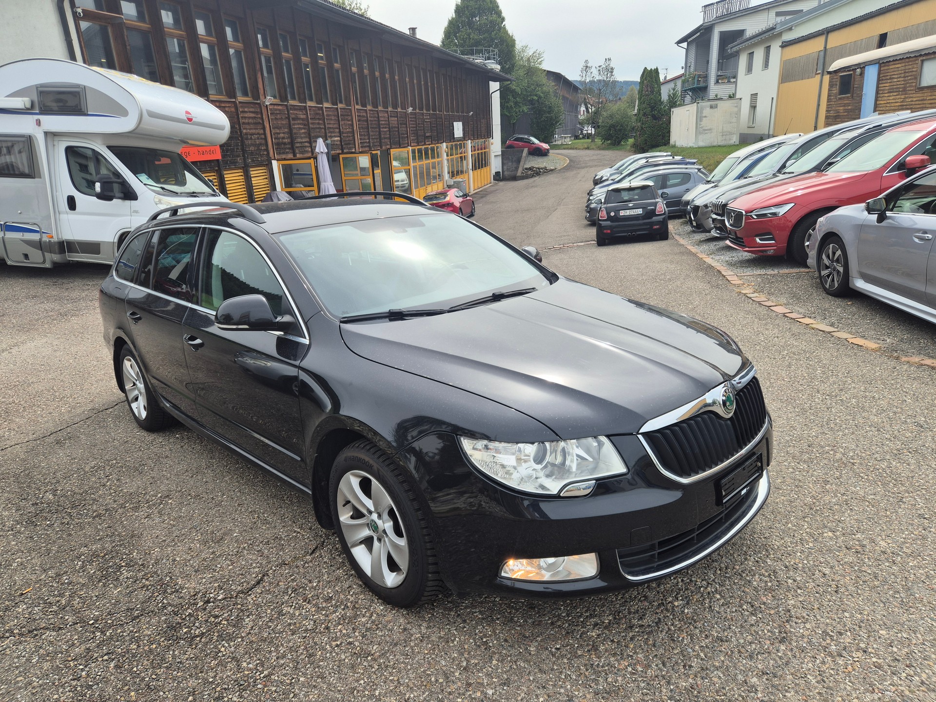 SKODA Superb Combi 2.0 TDi Ambition 4x4 DSG-image-17