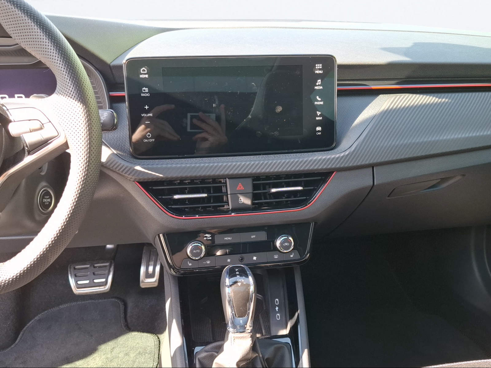 SKODA Kamiq 1.0 TSI Monte Carlo DSG-image-12