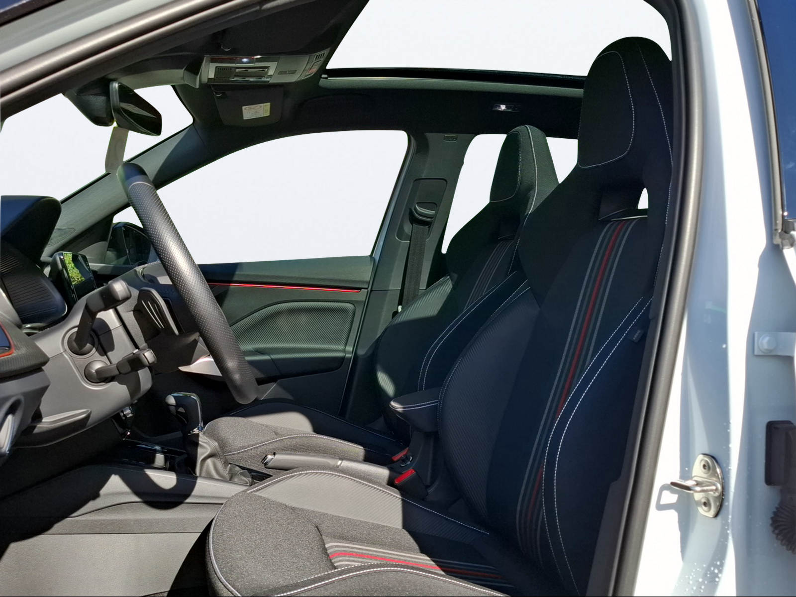 SKODA Kamiq 1.0 TSI Monte Carlo DSG-image-9