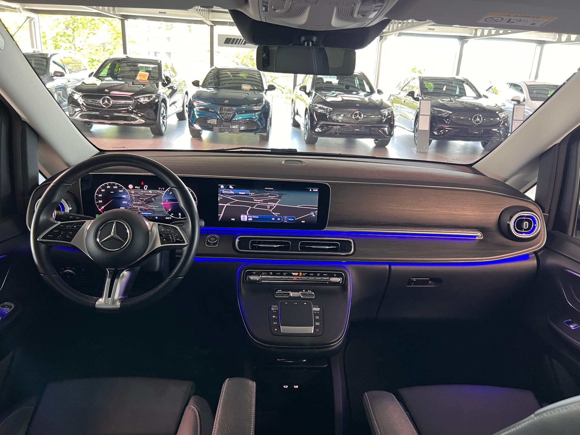 MERCEDES-BENZ V 250 d lang Avantgarde 4Matic G-Tronic-image-9