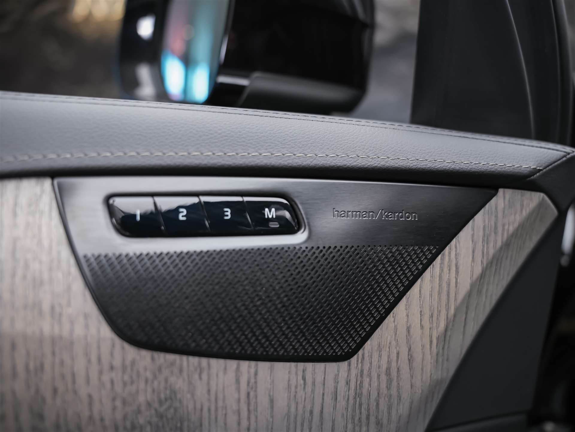 VOLVO XC90 B5 Diesel Mild Hybrid AWD Inscription Geartronic *7 Plätzer*Sitzbelüftung*Lenkradheizung*AHK*-image-27
