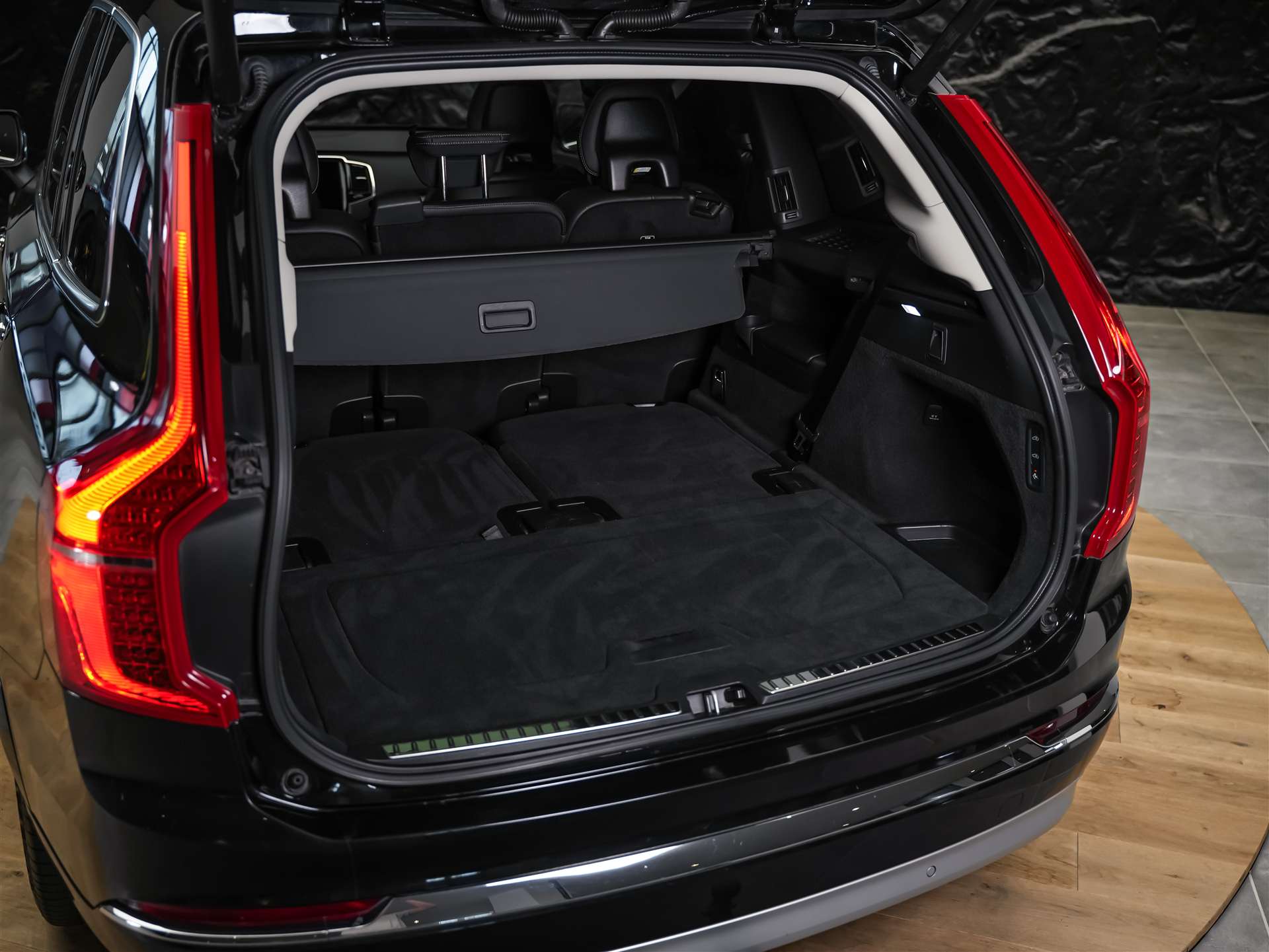 VOLVO XC90 B5 Diesel Mild Hybrid AWD Inscription Geartronic *7 Plätzer*Sitzbelüftung*Lenkradheizung*AHK*-image-43