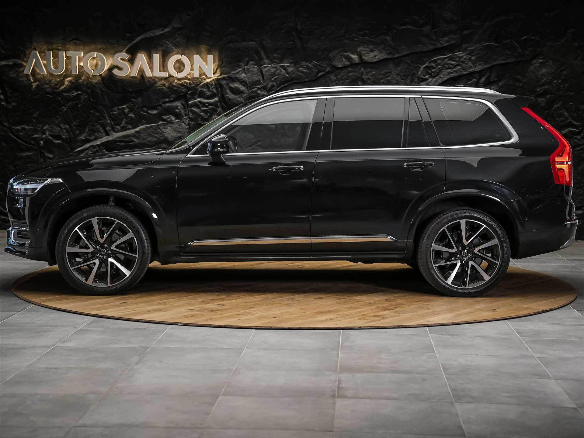 VOLVO XC90 B5 Diesel Mild Hybrid AWD Inscription Geartronic *7 Plätzer*Sitzbelüftung*Lenkradheizung*AHK*-showroom-element-1