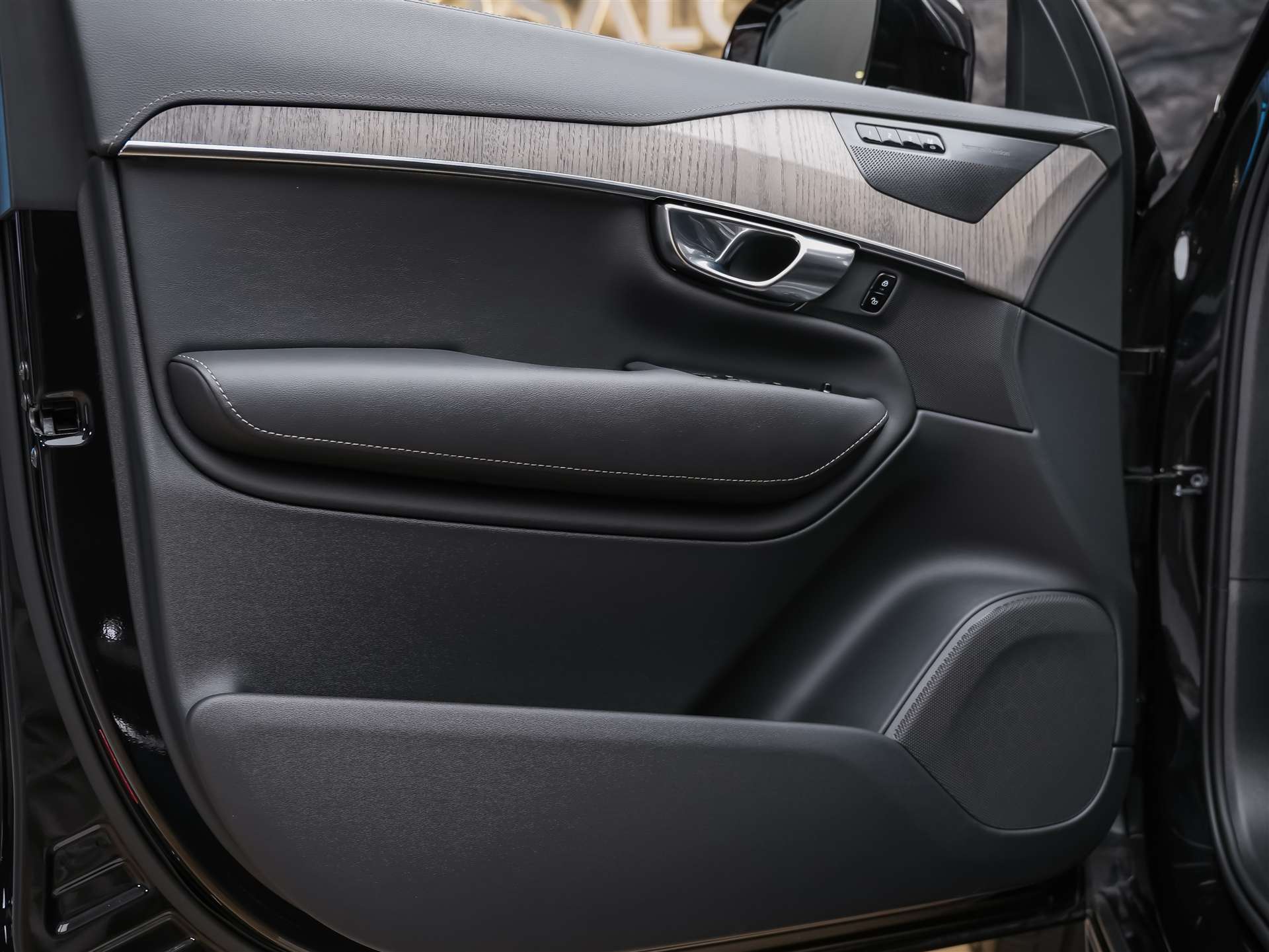 VOLVO XC90 B5 Diesel Mild Hybrid AWD Inscription Geartronic *7 Plätzer*Sitzbelüftung*Lenkradheizung*AHK*-image-26