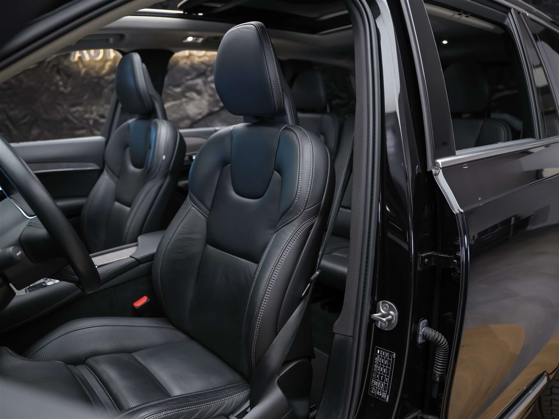 VOLVO XC90 B5 Diesel Mild Hybrid AWD Inscription Geartronic *7 Plätzer*Sitzbelüftung*Lenkradheizung*AHK*-image-8