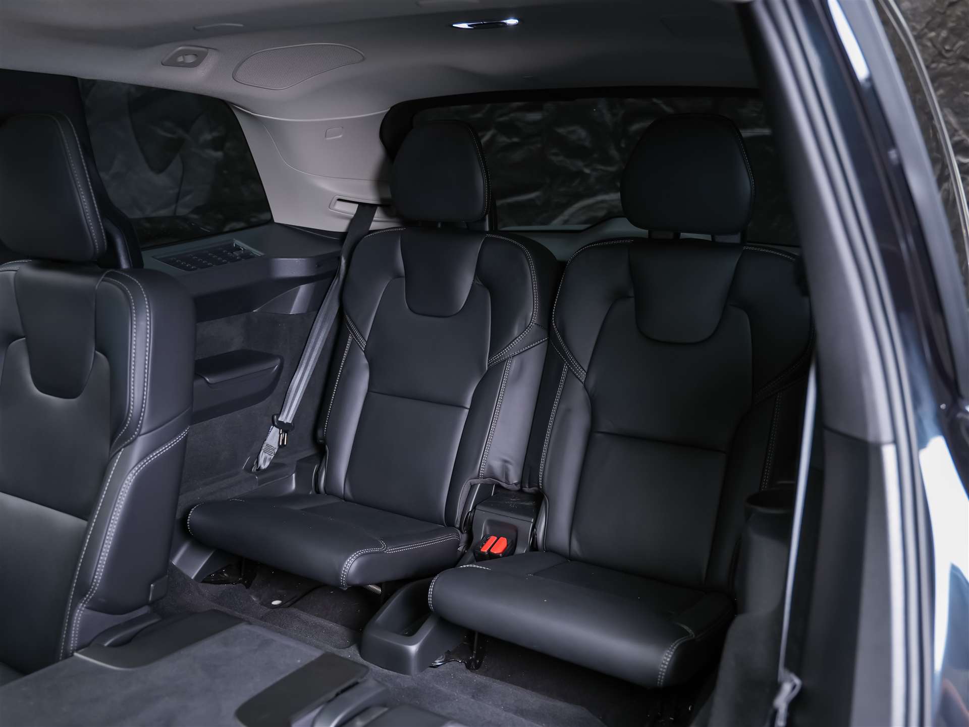 VOLVO XC90 B5 Diesel Mild Hybrid AWD Inscription Geartronic *7 Plätzer*Sitzbelüftung*Lenkradheizung*AHK*-image-15