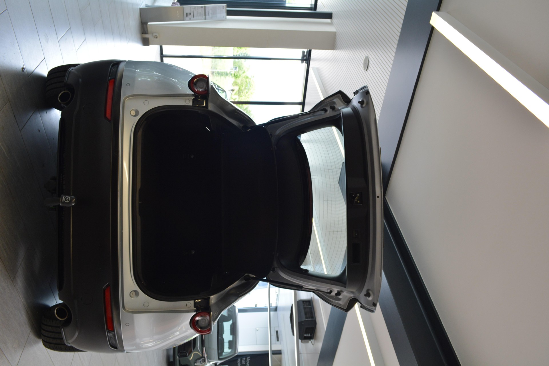 MAZDA CX-30 2.0 150 Ambition Plus AWD-image-5