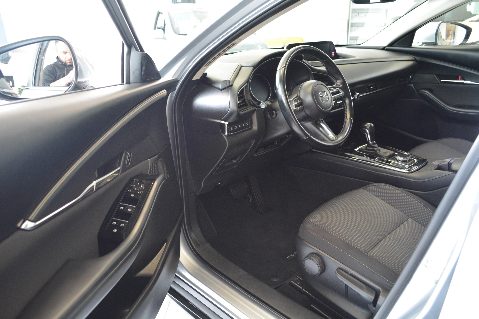 MAZDA CX-30 2.0 150 Ambition Plus AWD-image-8