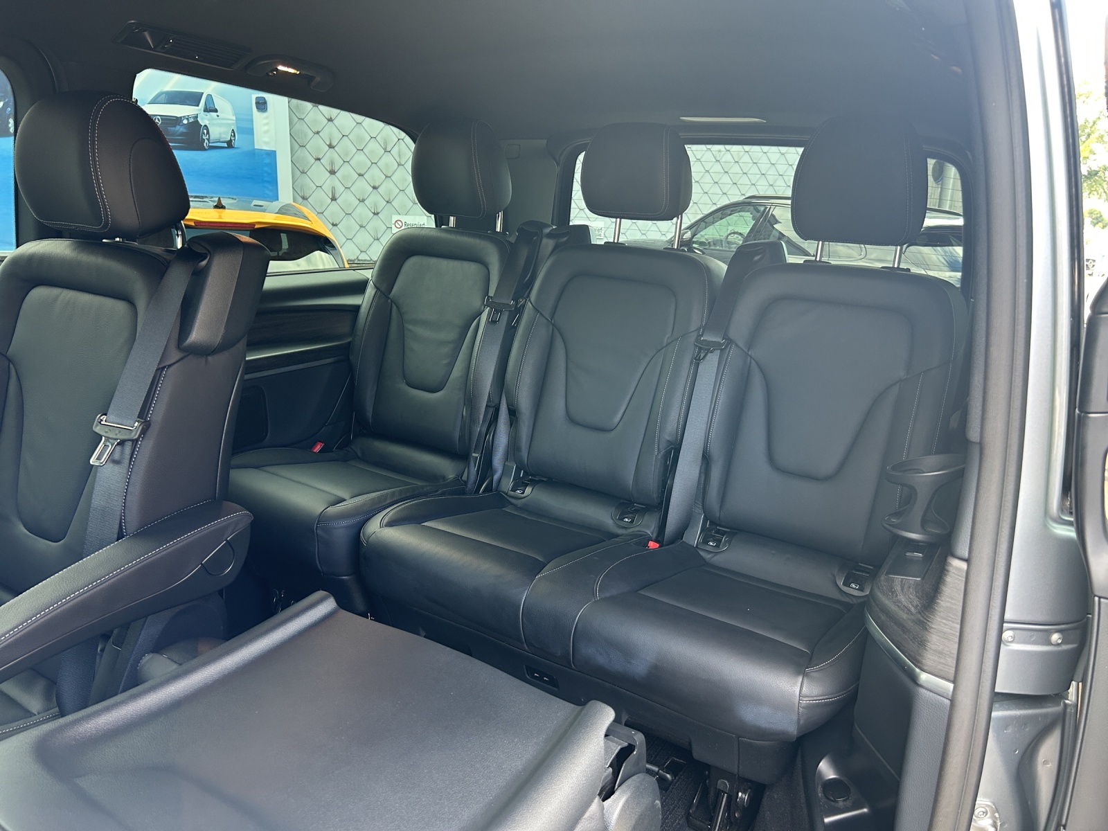 MERCEDES-BENZ V 250 d lang Avantgarde 4Matic G-Tronic-image-14