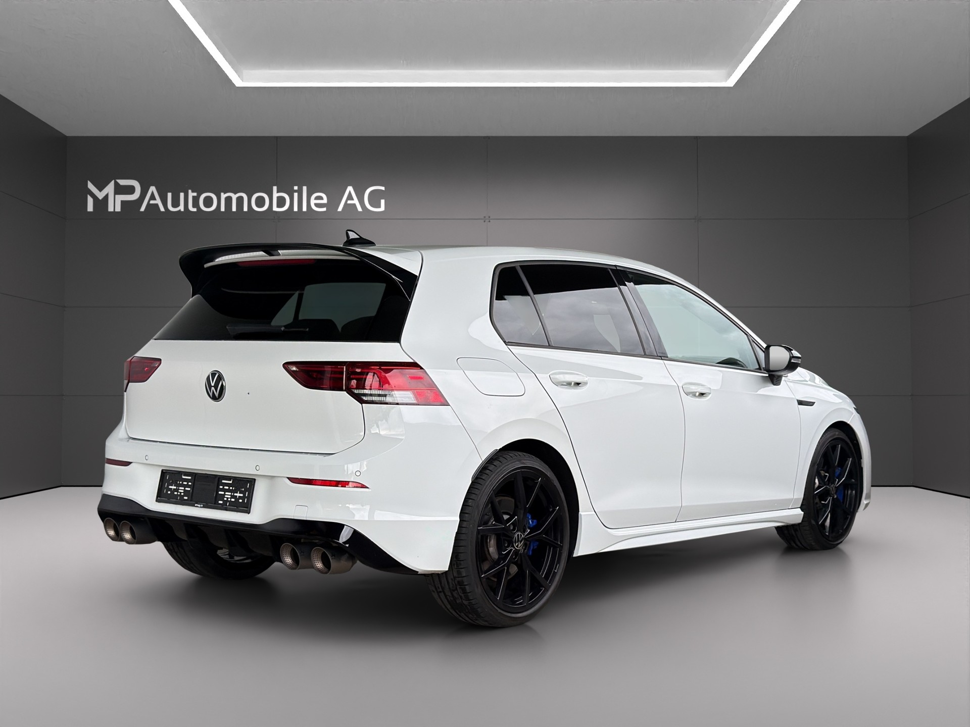 VW Golf 2.0 TSI R DSG 4Motion R Performance-image-2