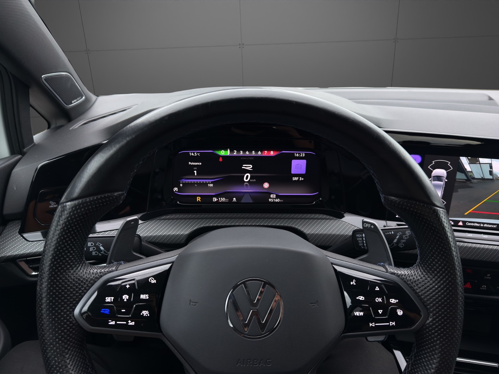 VW Golf 2.0 TSI R DSG 4Motion R Performance-image-14